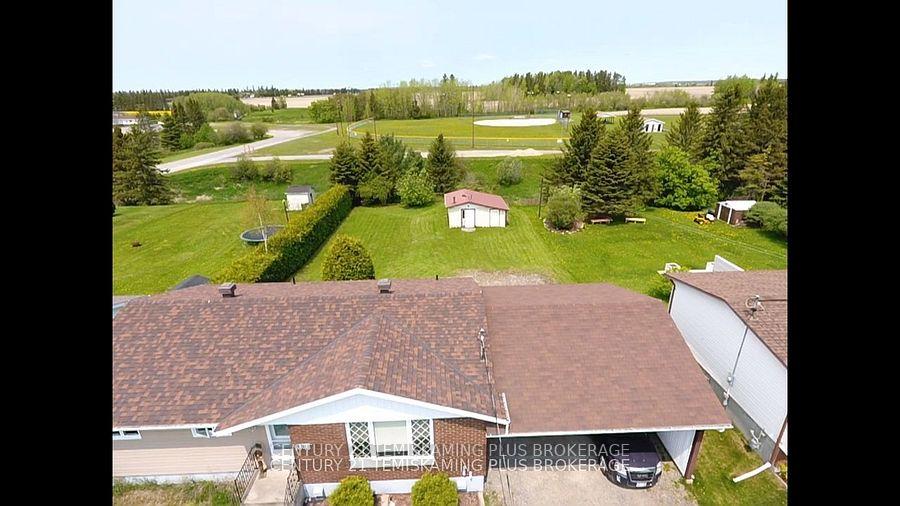 Photo 13 of 327 Crystal Crescent, Temiskaming Shores, New Liskeard — HOMEH