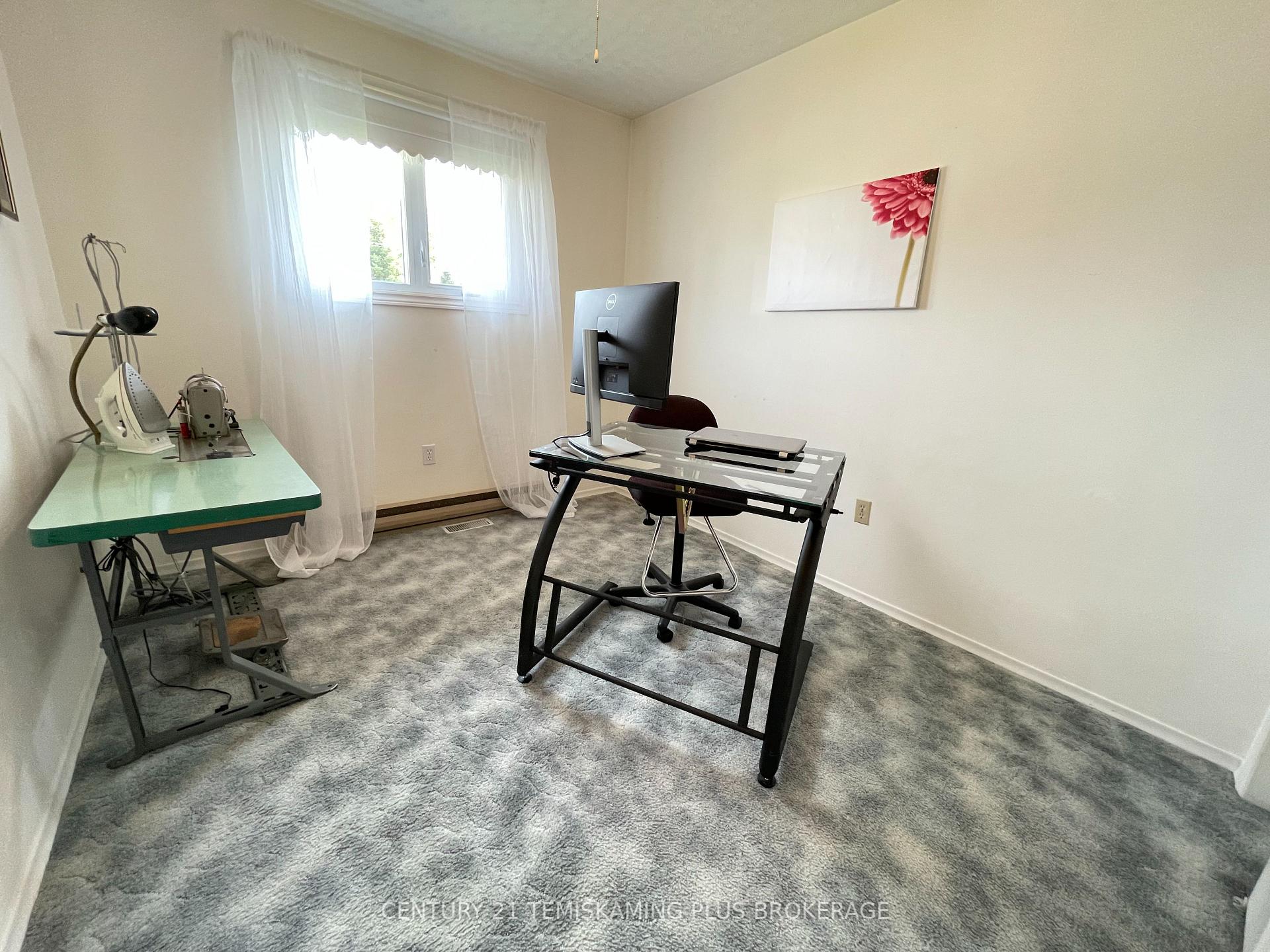 Photo 24 of 327 Crystal Crescent, Temiskaming Shores, New Liskeard — HOMEH