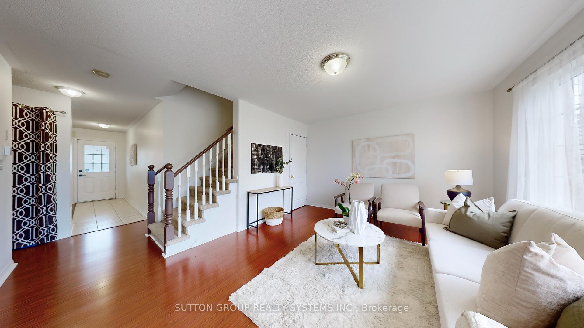 Photo 5 of 42 Sweetwood Circle, Brampton, Fletcher's Meadow — HOMEH