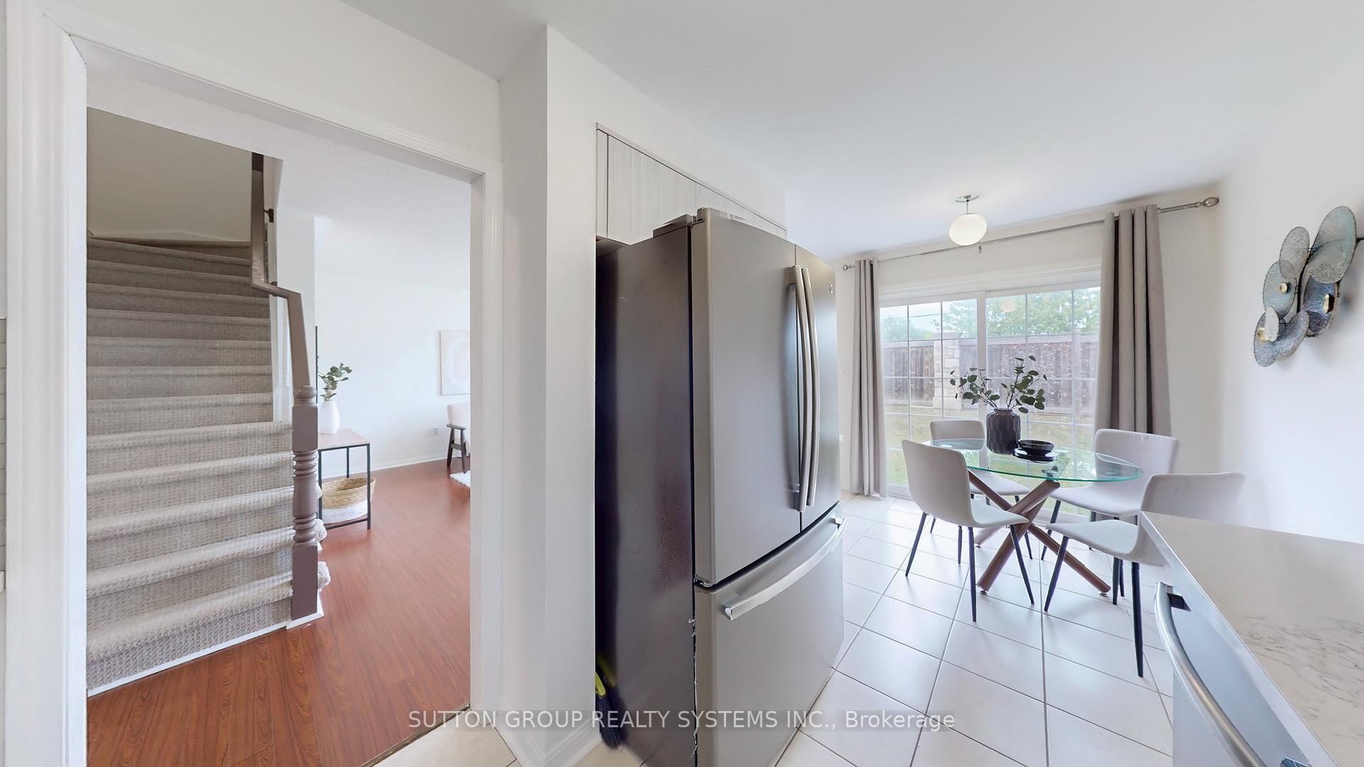 Photo 30 of 42 Sweetwood Circle, Brampton, Fletcher's Meadow — HOMEH