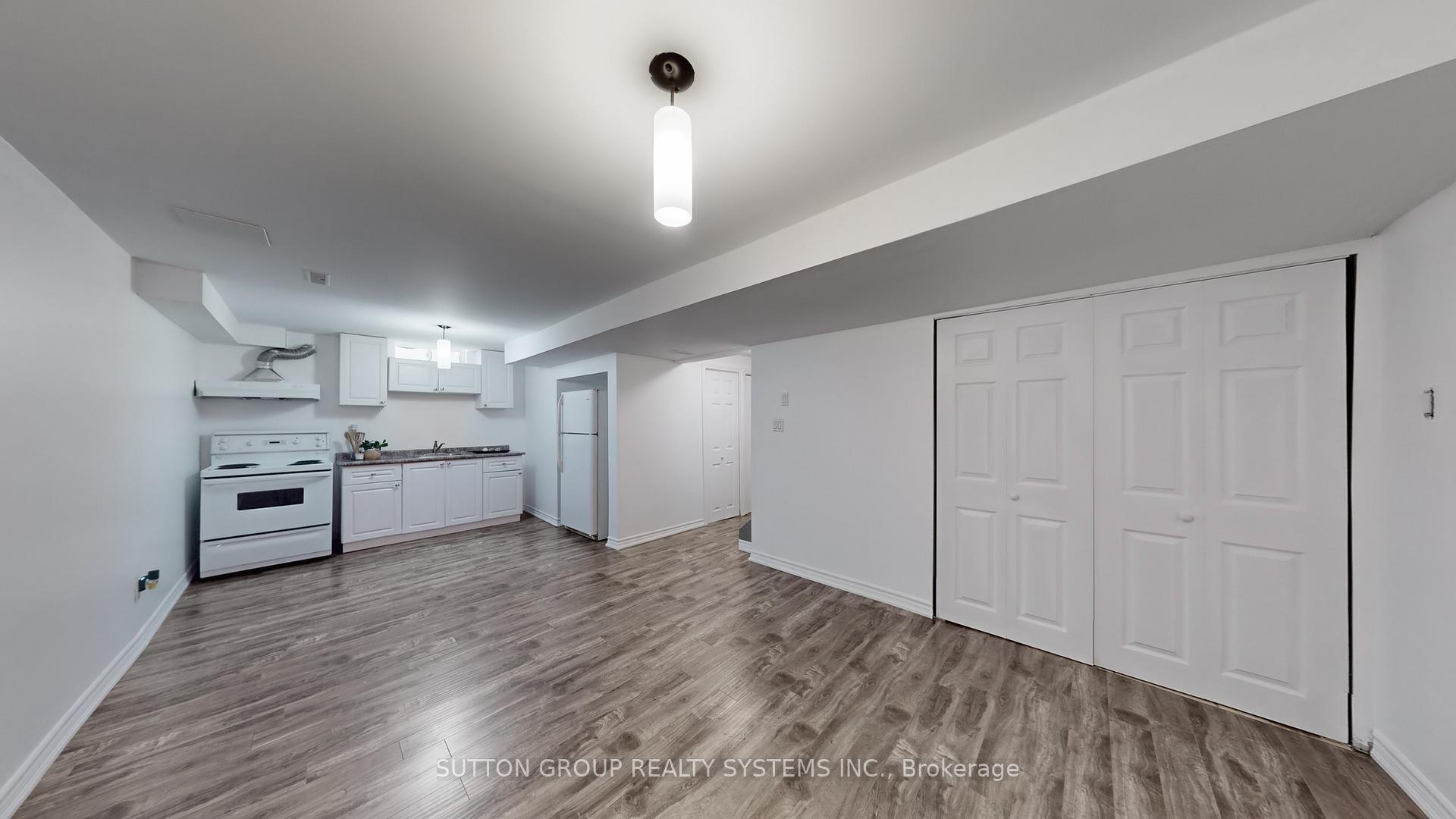 Photo 29 of 42 Sweetwood Circle, Brampton, Fletcher's Meadow — HOMEH