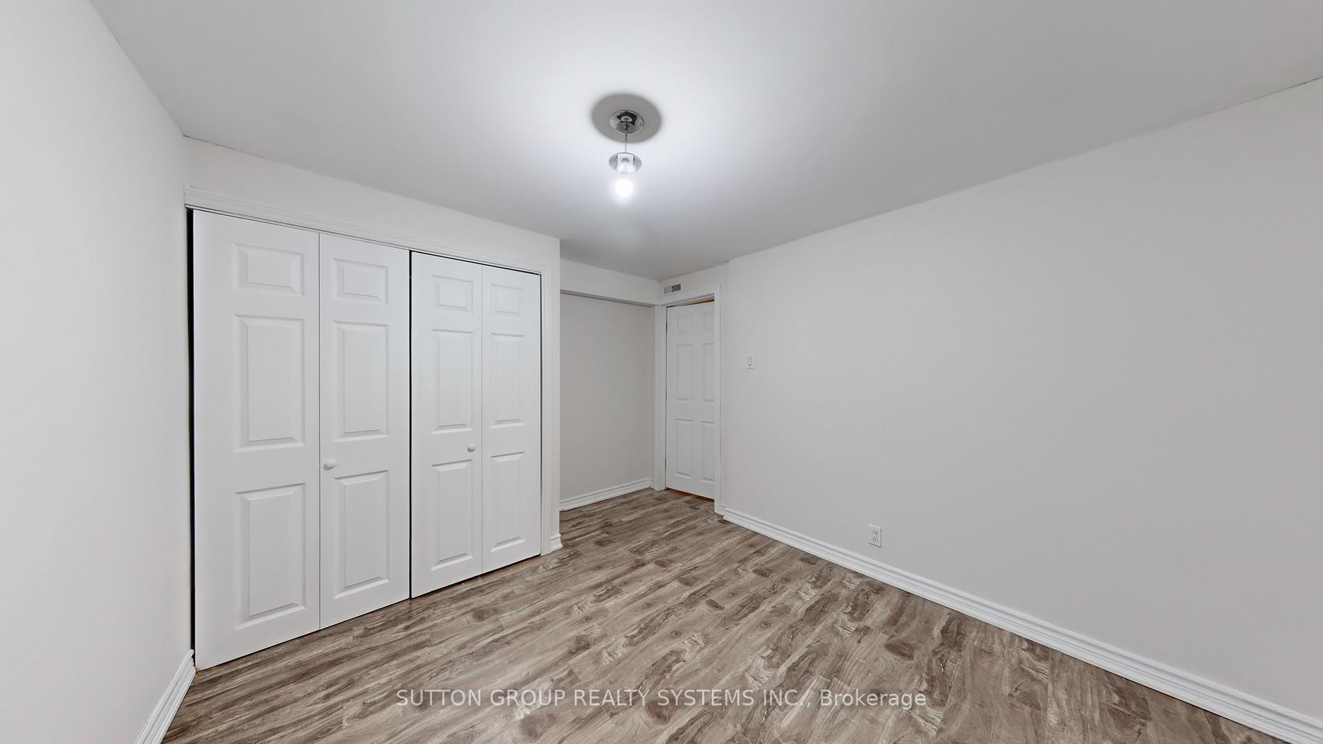 Photo 26 of 42 Sweetwood Circle, Brampton, Fletcher's Meadow — HOMEH