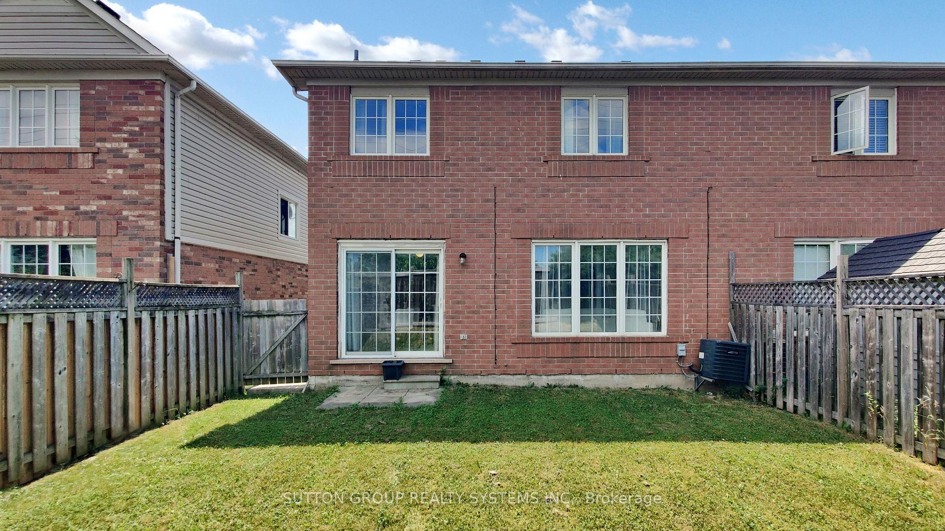 Photo 34 of 42 Sweetwood Circle, Brampton, Fletcher's Meadow — HOMEH