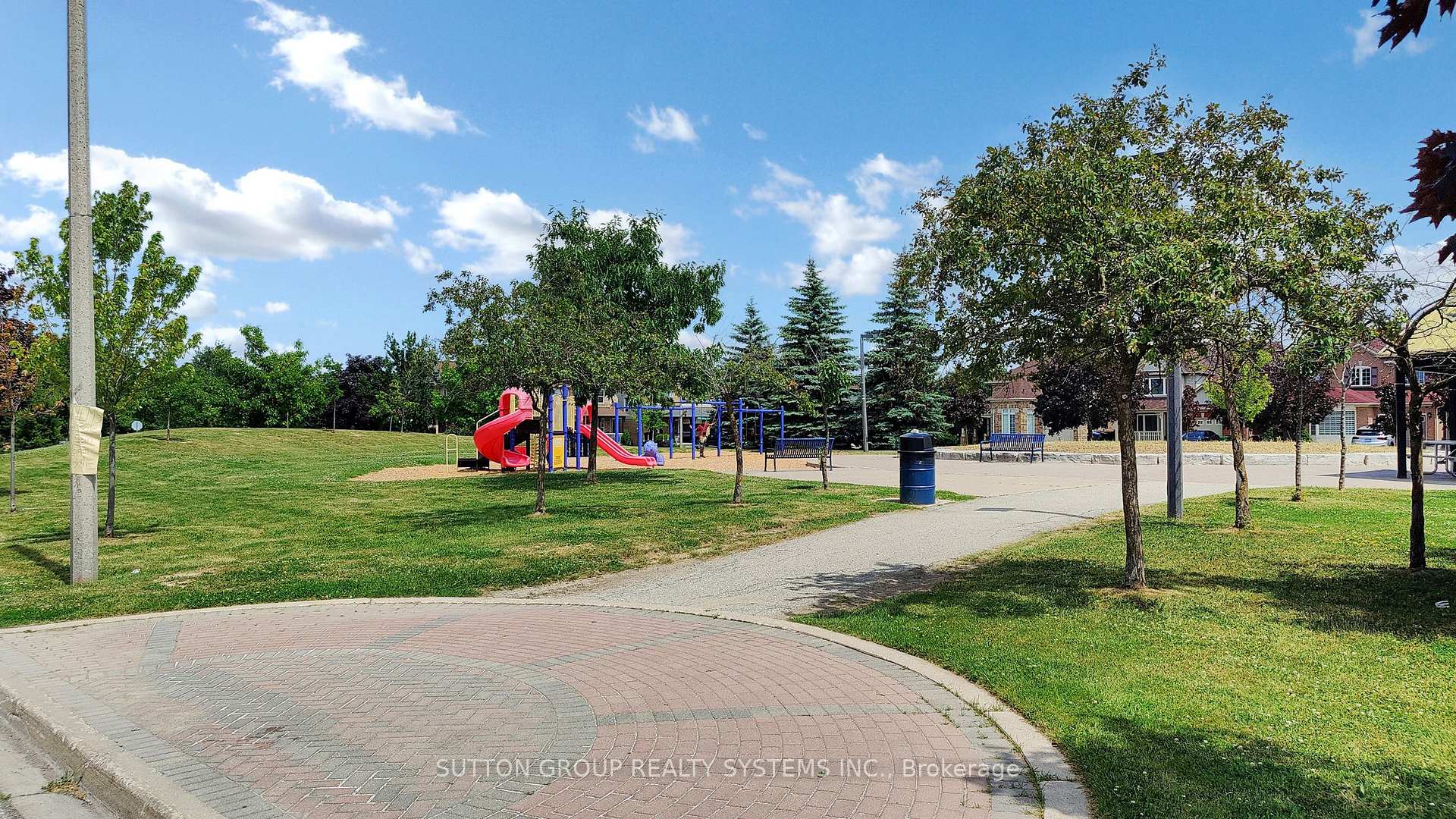 Photo 31 of 42 Sweetwood Circle, Brampton, Fletcher's Meadow — HOMEH