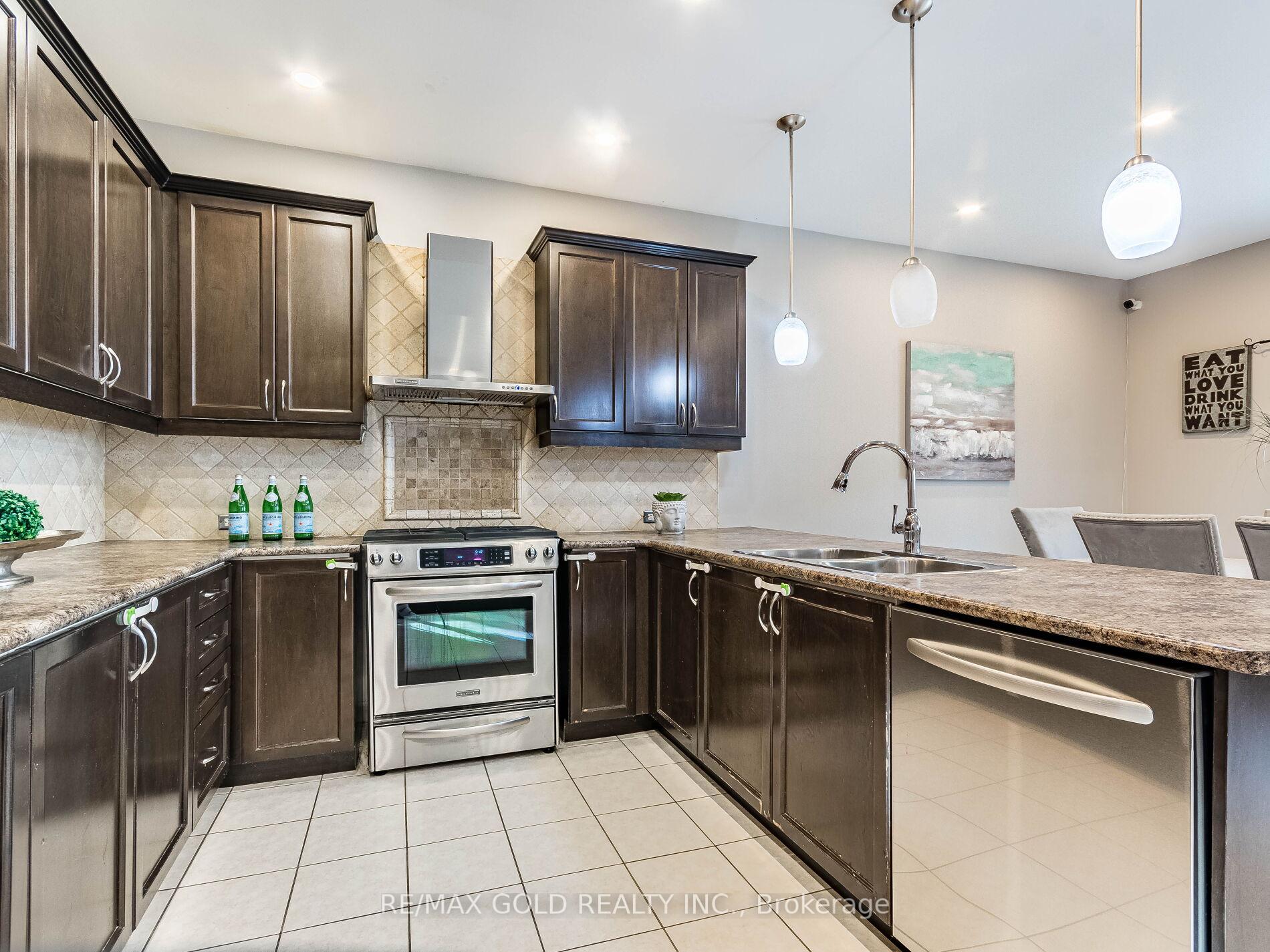 Photo 31 of 22 Game Creek Crescent, Brampton, Northwest Sandalwood Parkway — HOMEH