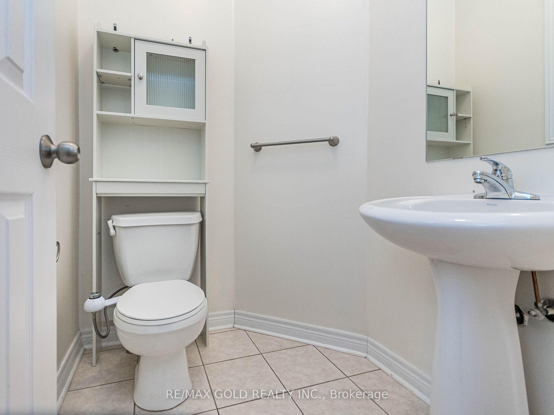 Photo 11 of 22 Game Creek Crescent, Brampton, Northwest Sandalwood Parkway — HOMEH