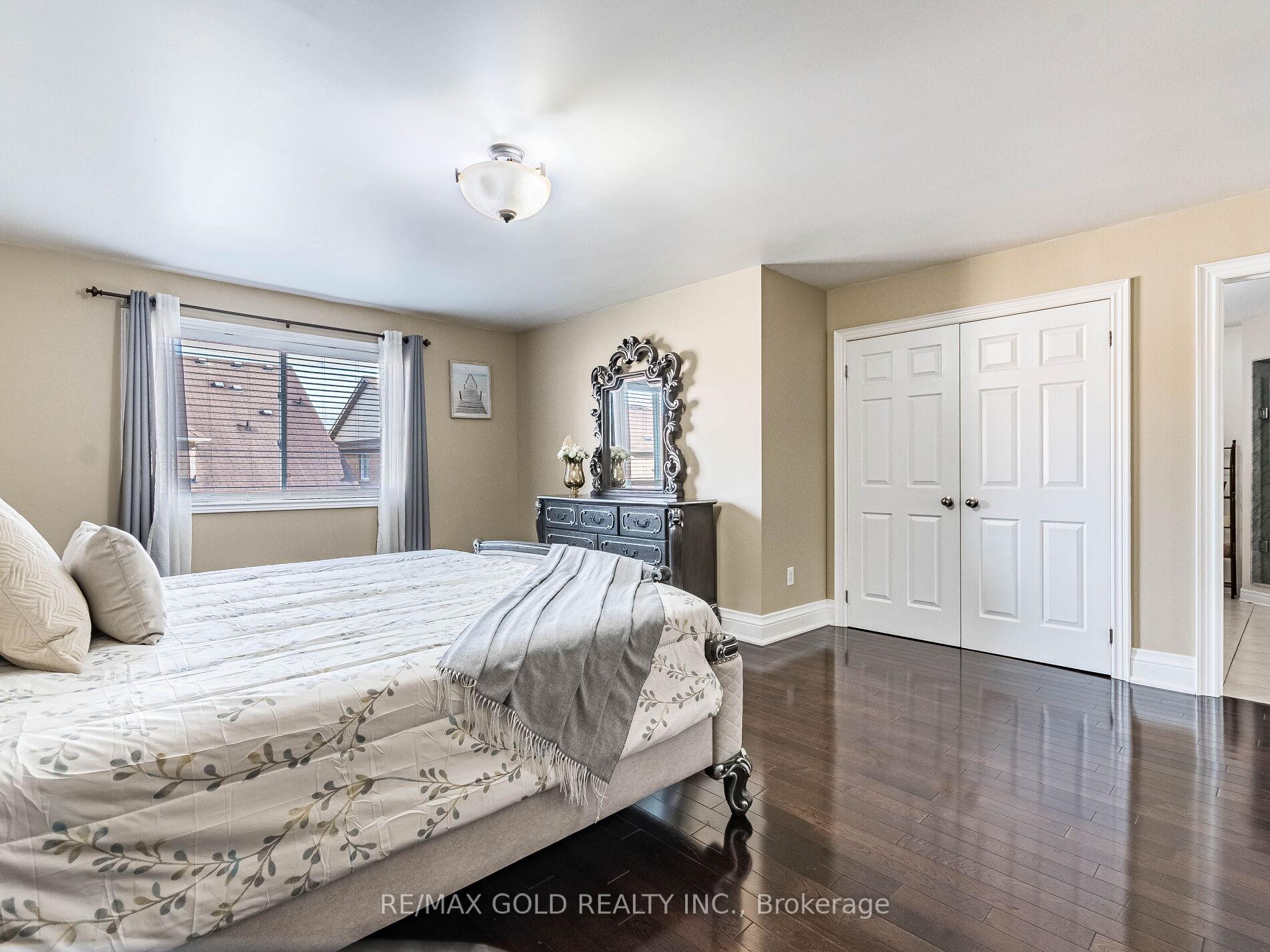 Photo 10 of 22 Game Creek Crescent, Brampton, Northwest Sandalwood Parkway — HOMEH
