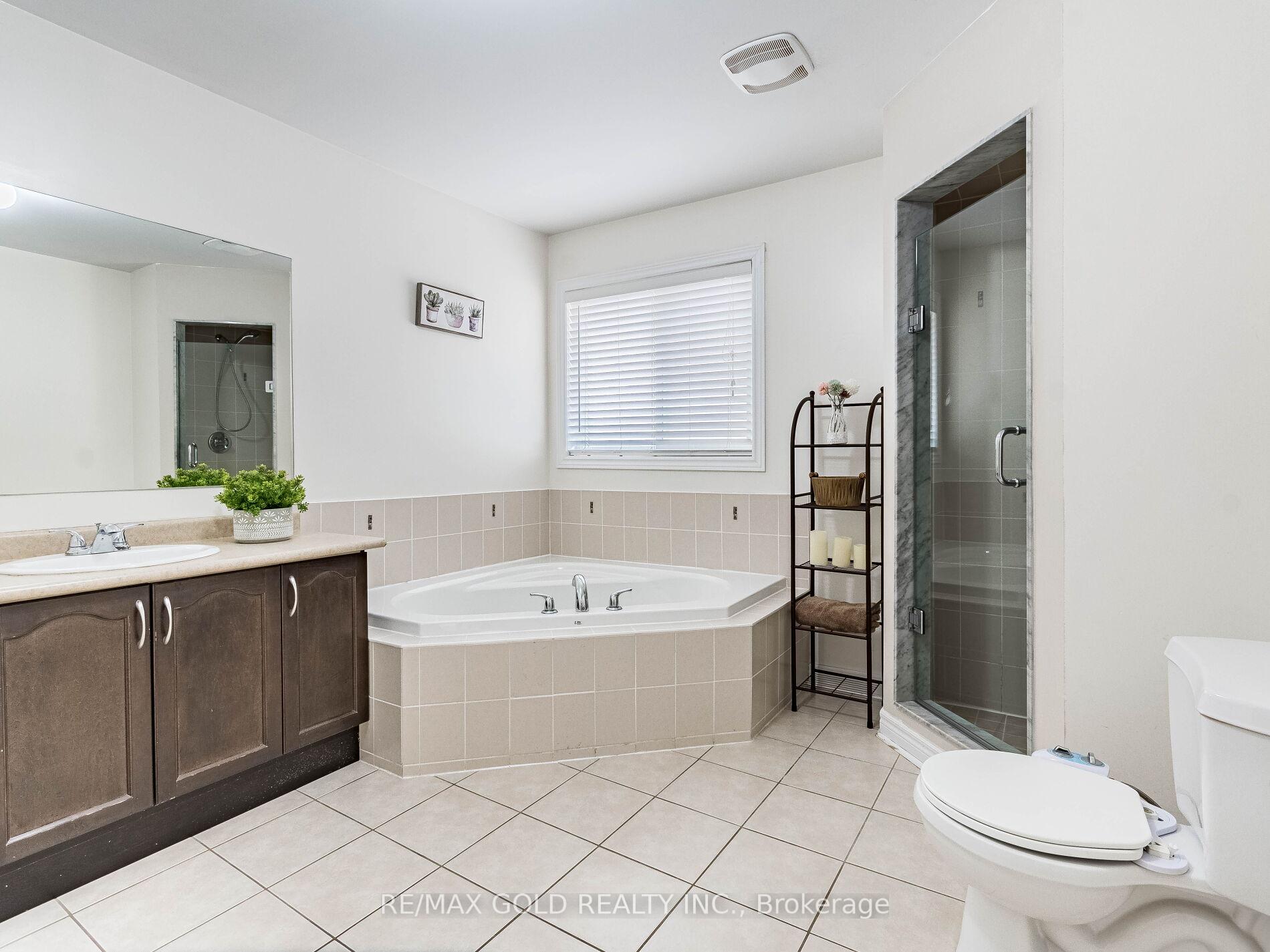 Photo 19 of 22 Game Creek Crescent, Brampton, Northwest Sandalwood Parkway — HOMEH