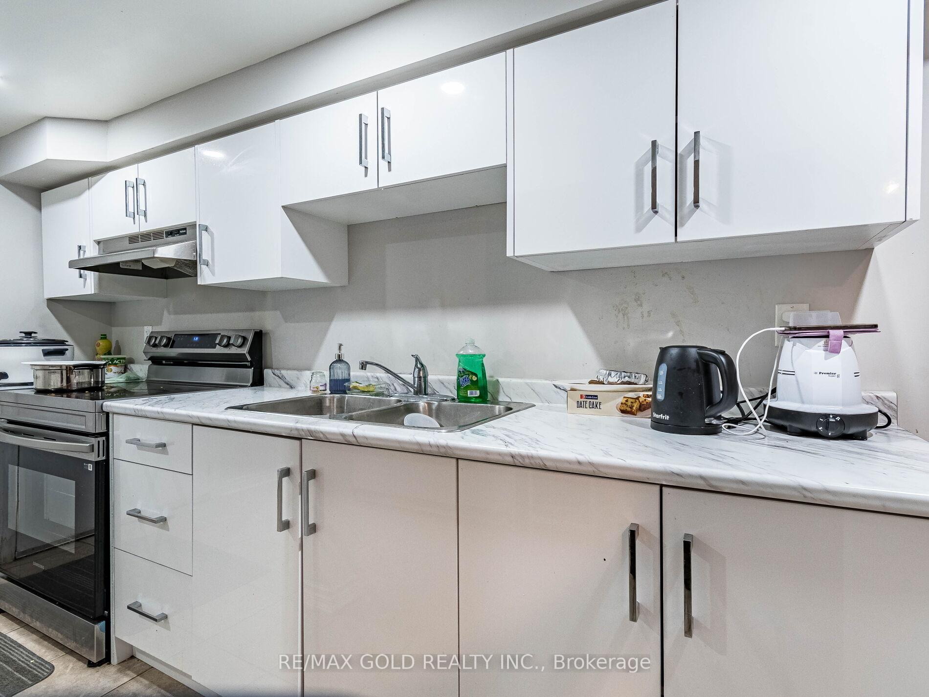 Photo 36 of 22 Game Creek Crescent, Brampton, Northwest Sandalwood Parkway — HOMEH