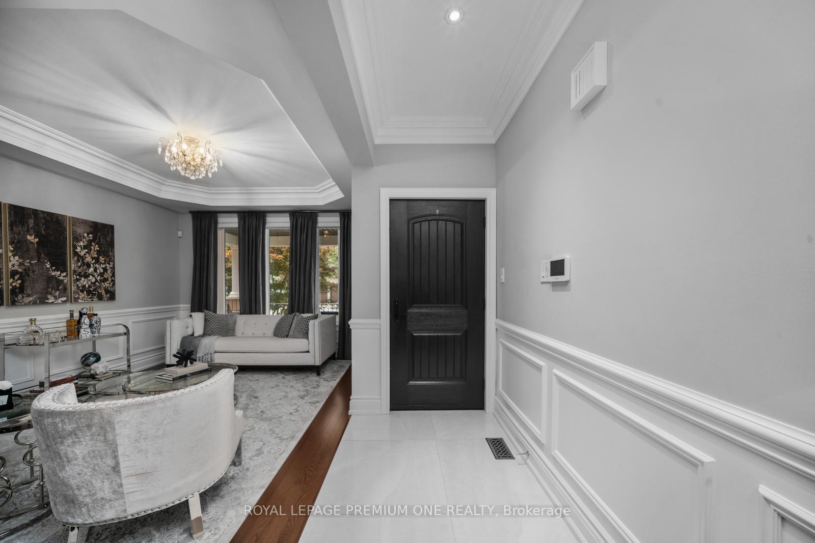 Photo 3 of 28 Johnswood Crescent, Vaughan, Vellore Village — HOMEH