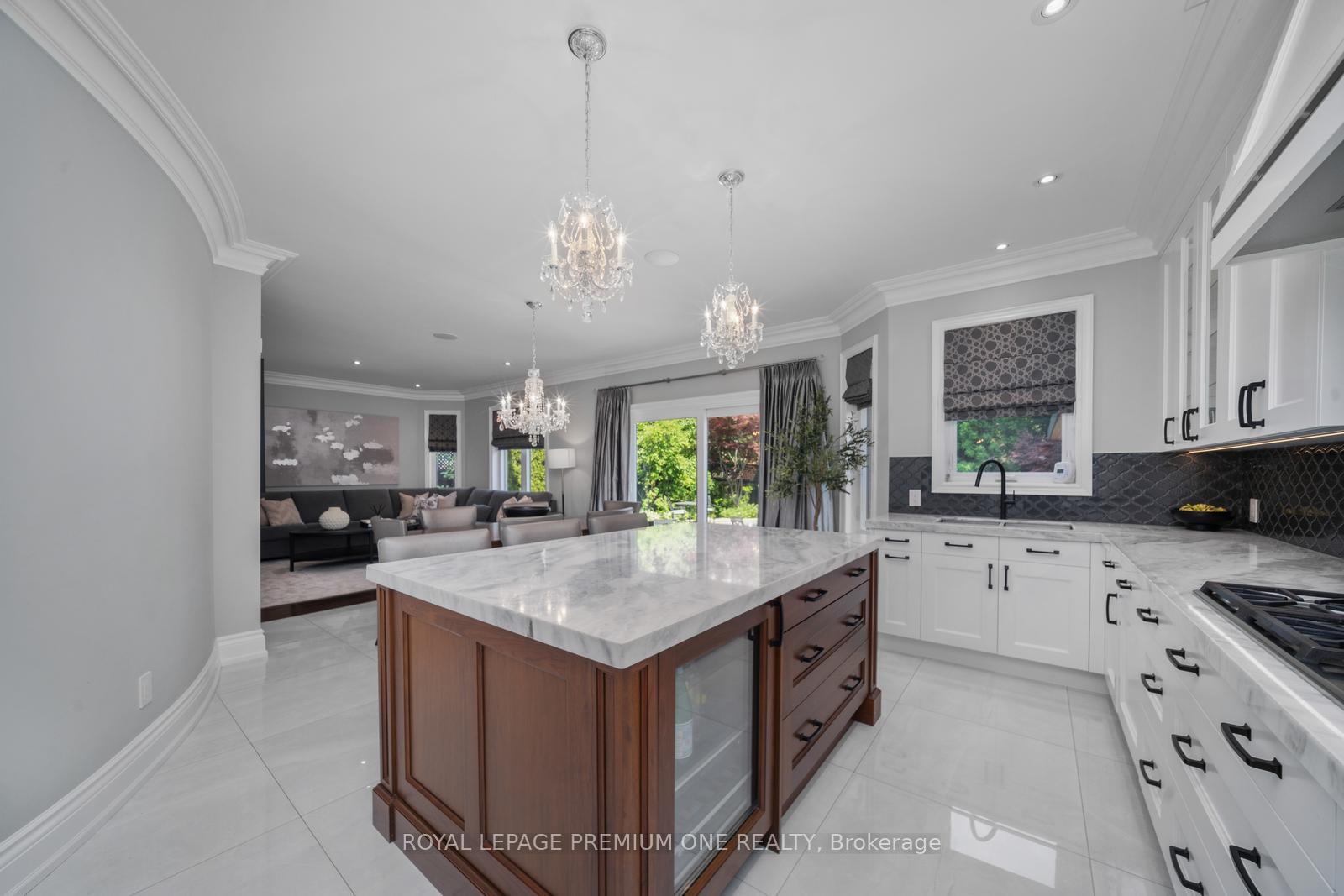 Photo 11 of 28 Johnswood Crescent, Vaughan, Vellore Village — HOMEH