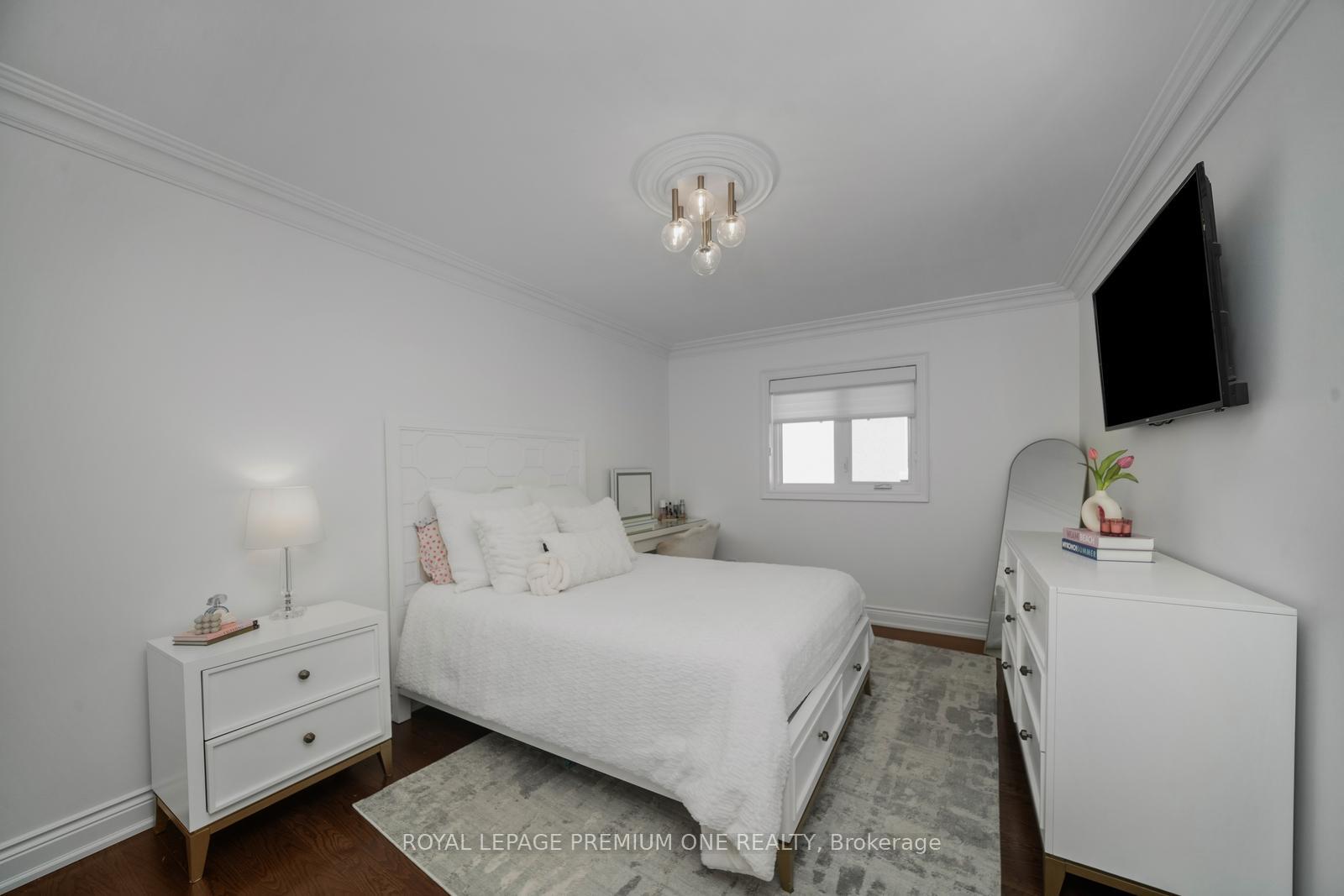 Photo 30 of 28 Johnswood Crescent, Vaughan, Vellore Village — HOMEH