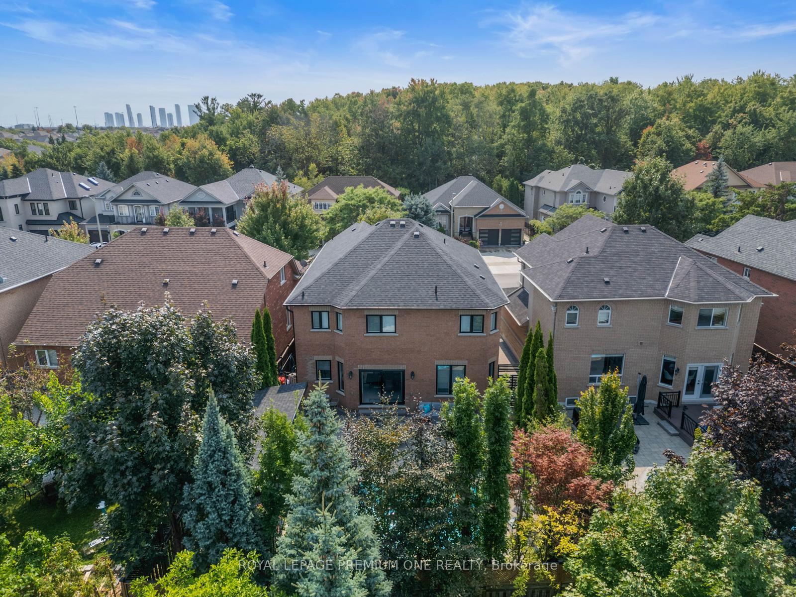 Photo 48 of 28 Johnswood Crescent, Vaughan, Vellore Village — HOMEH