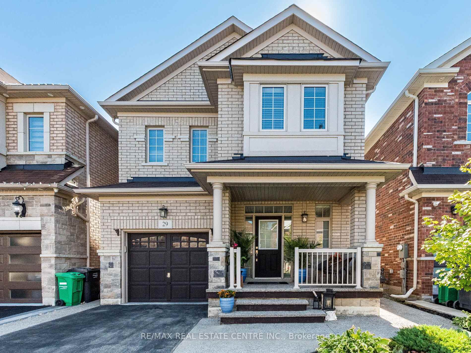 Photo 1 of 29 Masken Circle, Brampton, Northwest Brampton — HOMEH