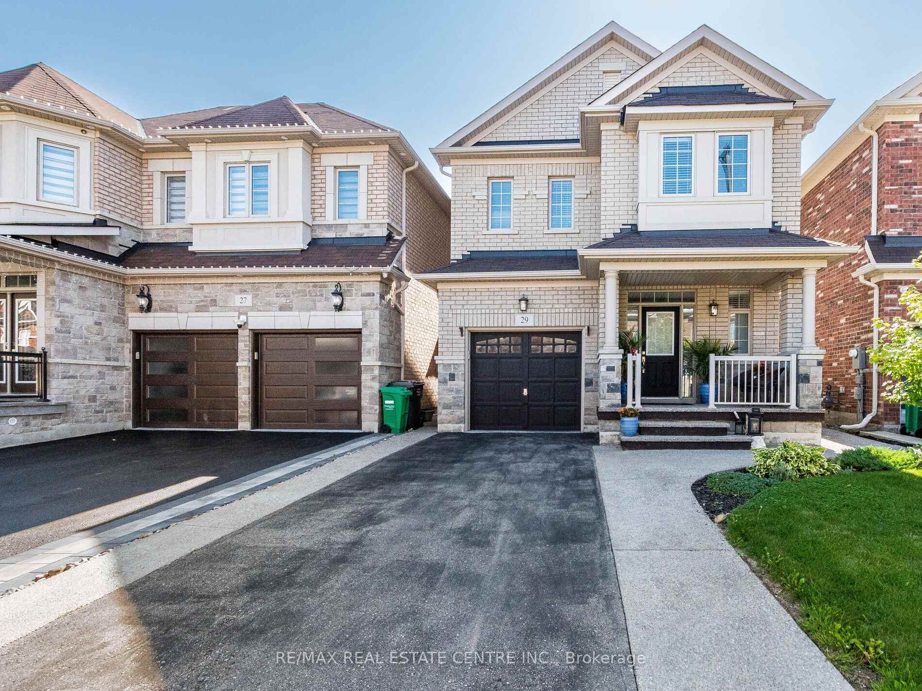 Photo 2 of 29 Masken Circle, Brampton, Northwest Brampton — HOMEH