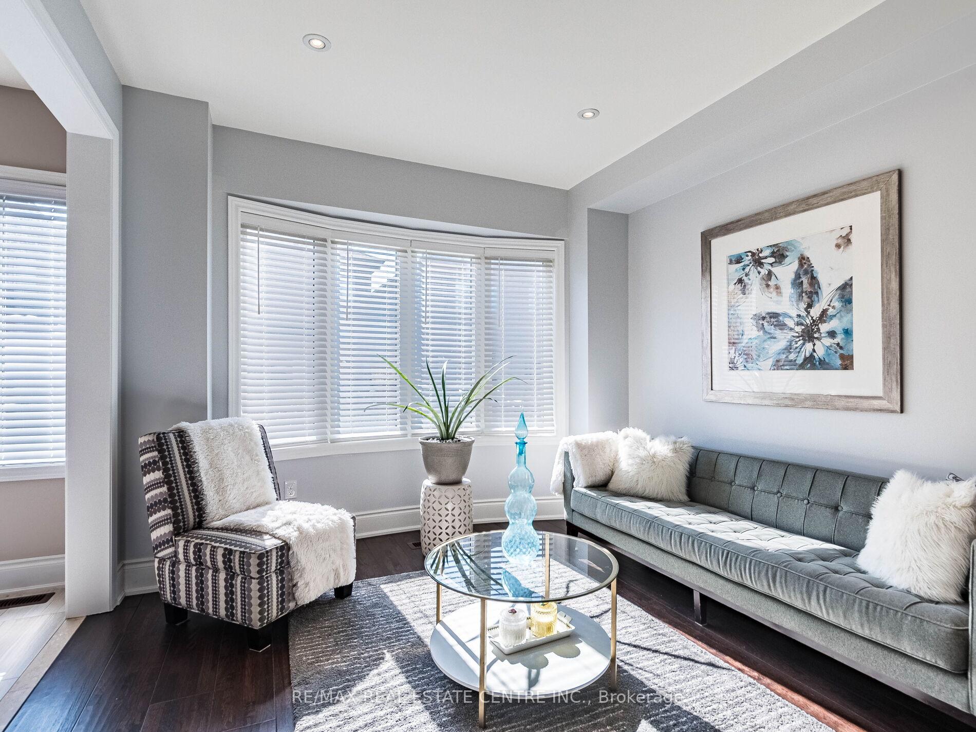 Photo 11 of 29 Masken Circle, Brampton, Northwest Brampton — HOMEH