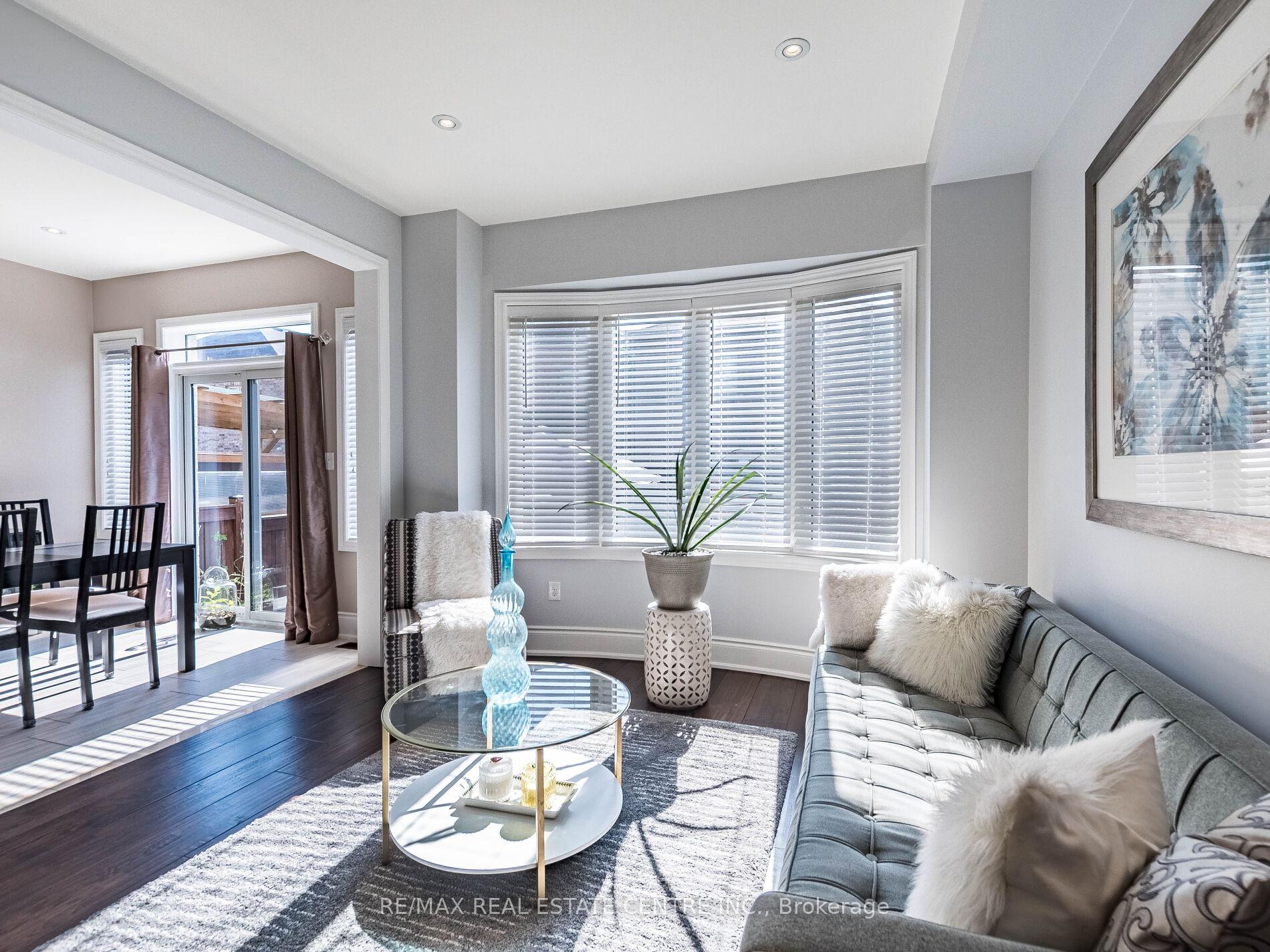 Photo 7 of 29 Masken Circle, Brampton, Northwest Brampton — HOMEH