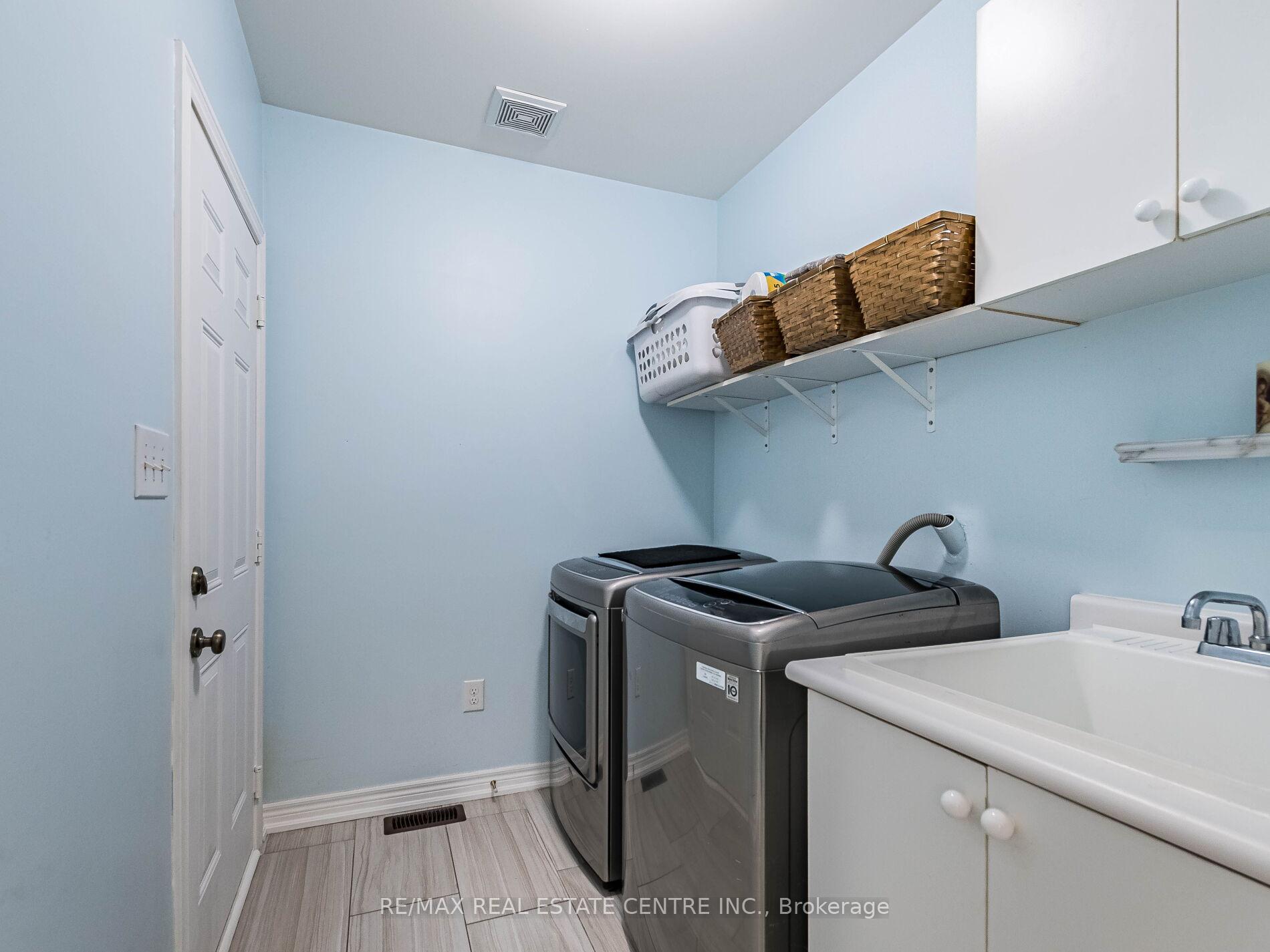 Photo 24 of 29 Masken Circle, Brampton, Northwest Brampton — HOMEH