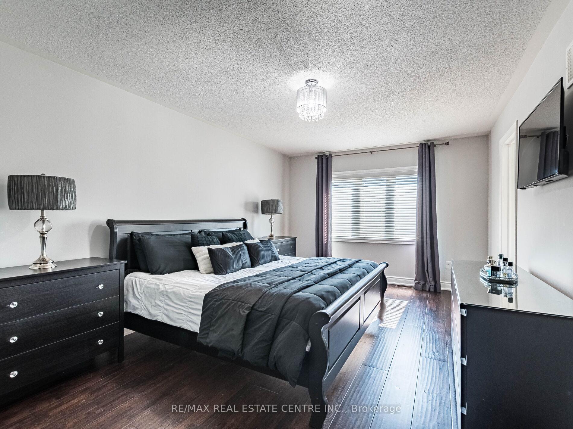 Photo 32 of 29 Masken Circle, Brampton, Northwest Brampton — HOMEH
