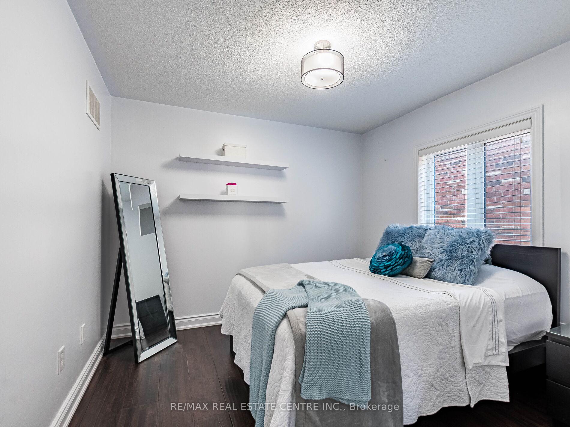 Photo 35 of 29 Masken Circle, Brampton, Northwest Brampton — HOMEH