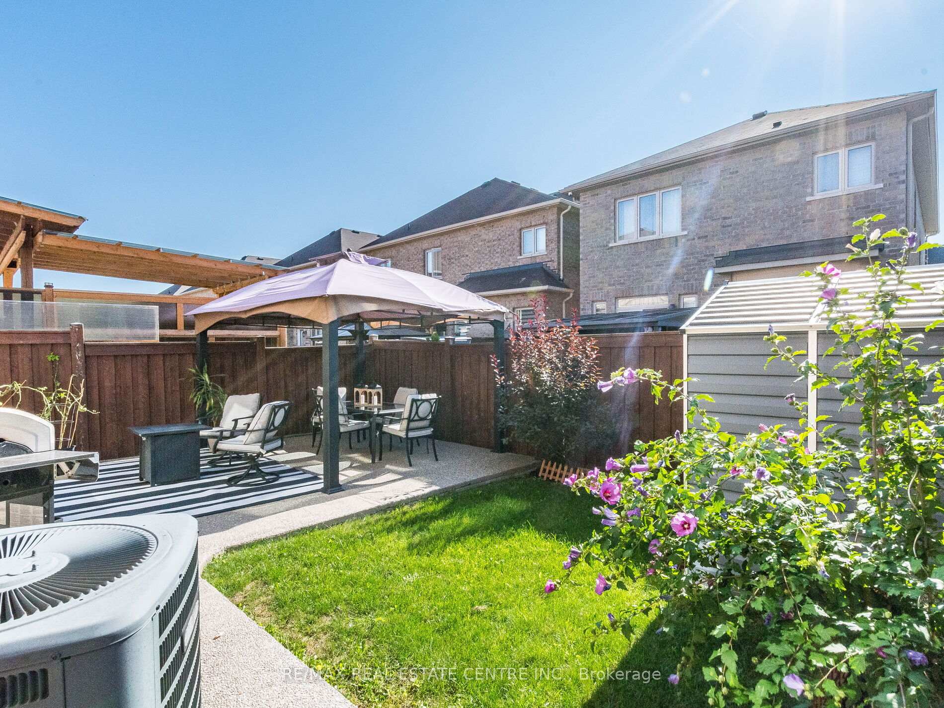 Photo 48 of 29 Masken Circle, Brampton, Northwest Brampton — HOMEH