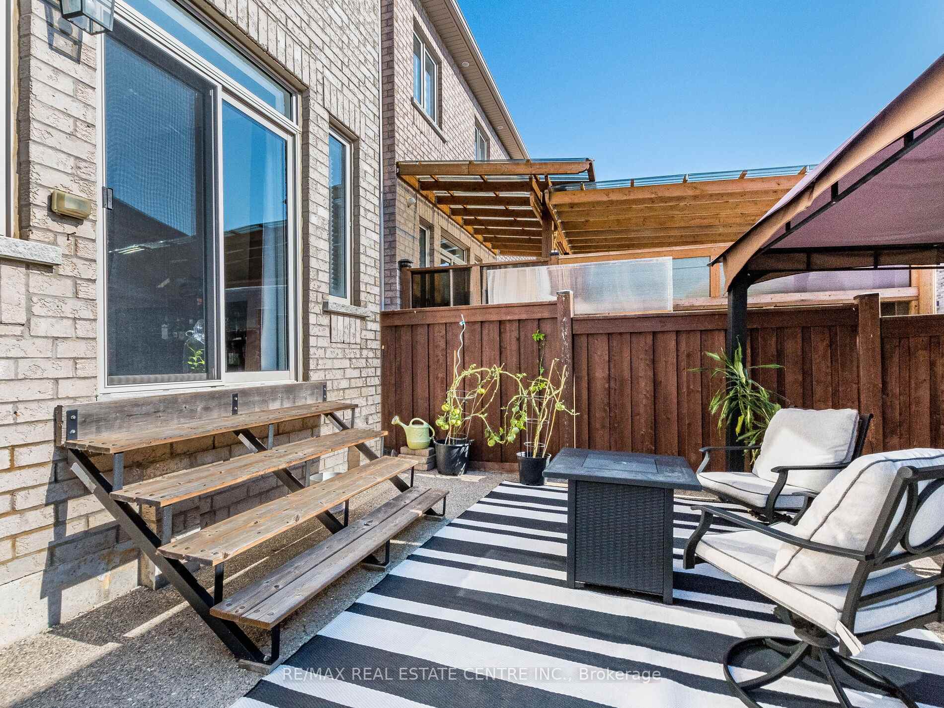 Photo 46 of 29 Masken Circle, Brampton, Northwest Brampton — HOMEH