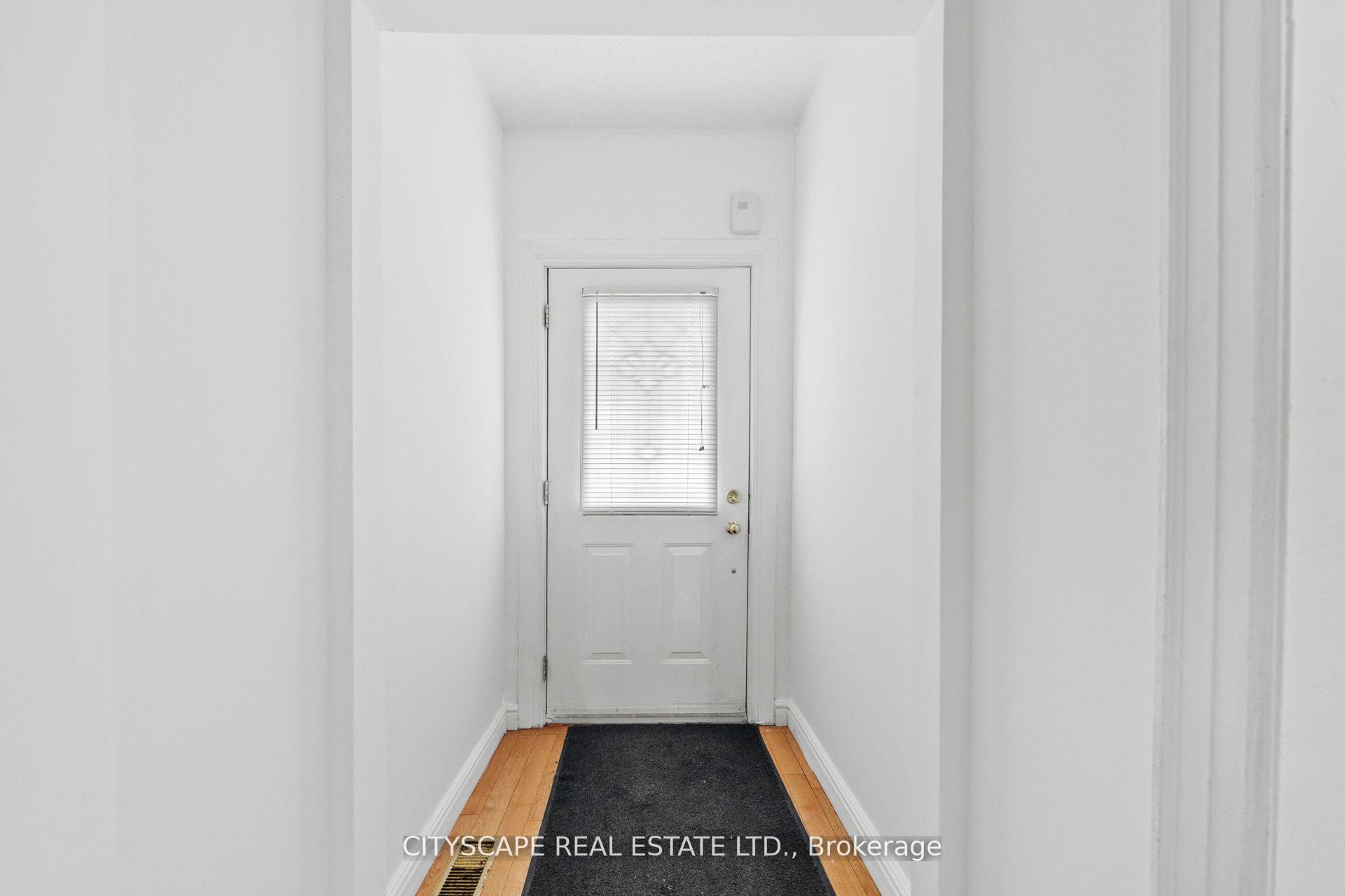 Photo 27 of 92 Bellwoods Avenue, Toronto, Trinity-Bellwoods — HOMEH