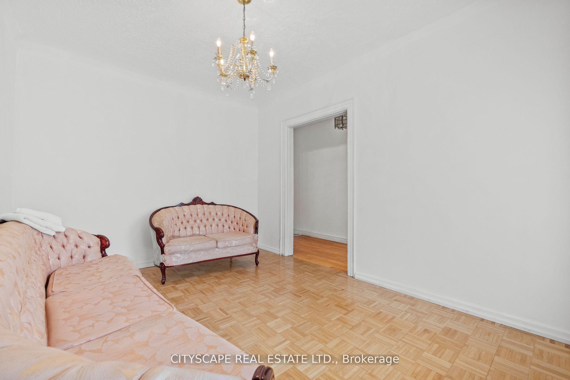 Photo 30 of 92 Bellwoods Avenue, Toronto, Trinity-Bellwoods — HOMEH