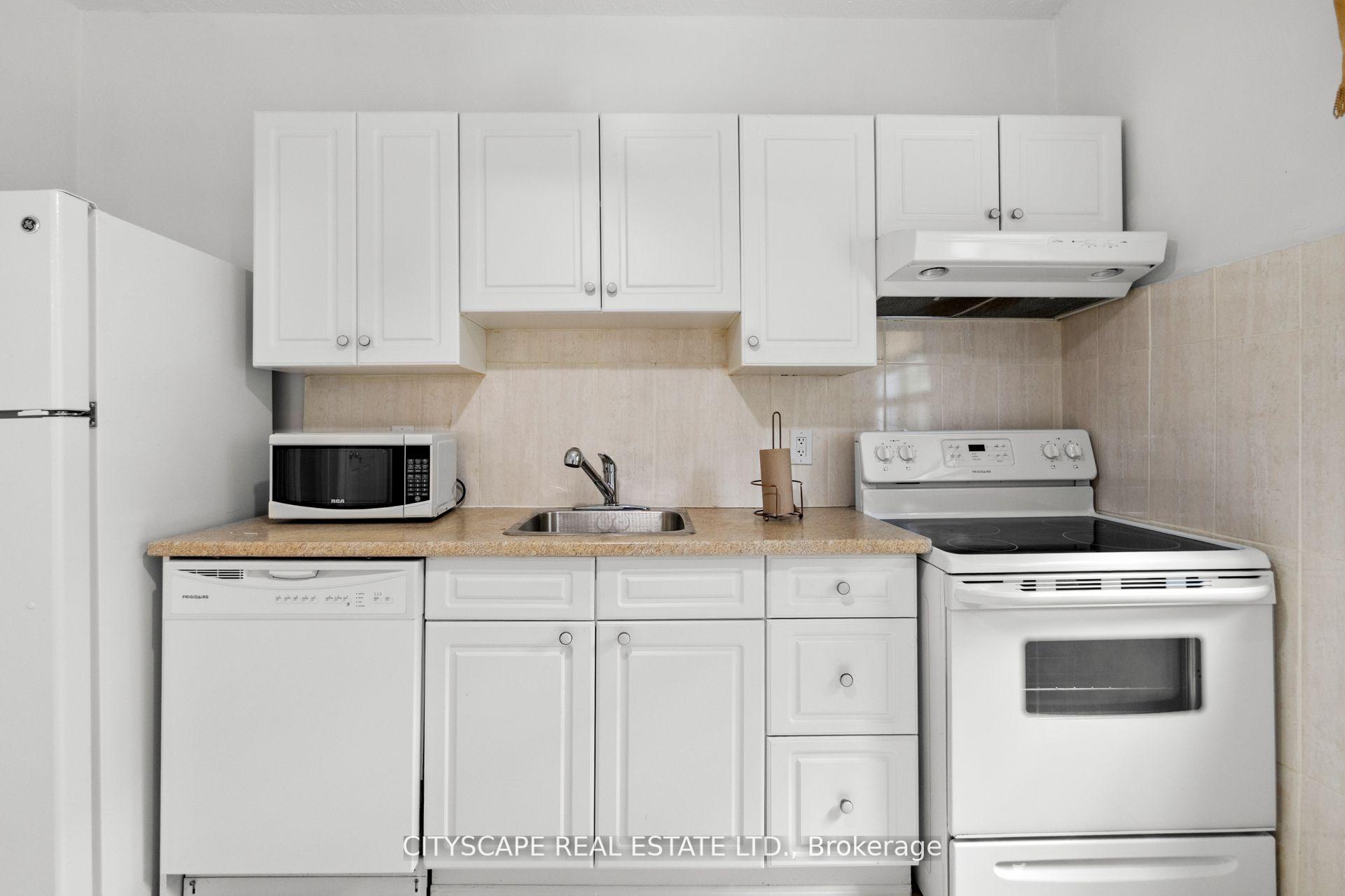 Photo 35 of 92 Bellwoods Avenue, Toronto, Trinity-Bellwoods — HOMEH