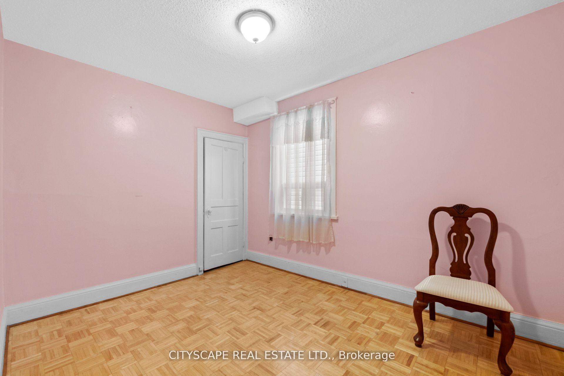 Photo 68 of 92 Bellwoods Avenue, Toronto, Trinity-Bellwoods — HOMEH