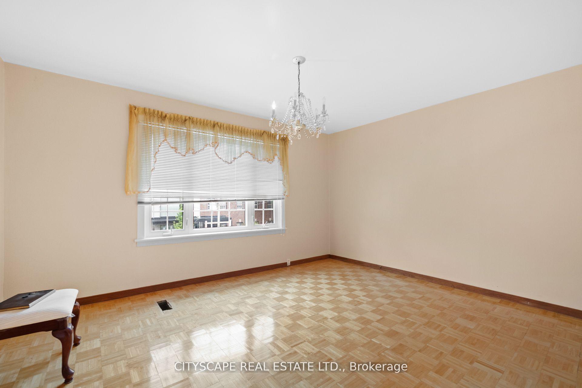 Photo 71 of 92 Bellwoods Avenue, Toronto, Trinity-Bellwoods — HOMEH