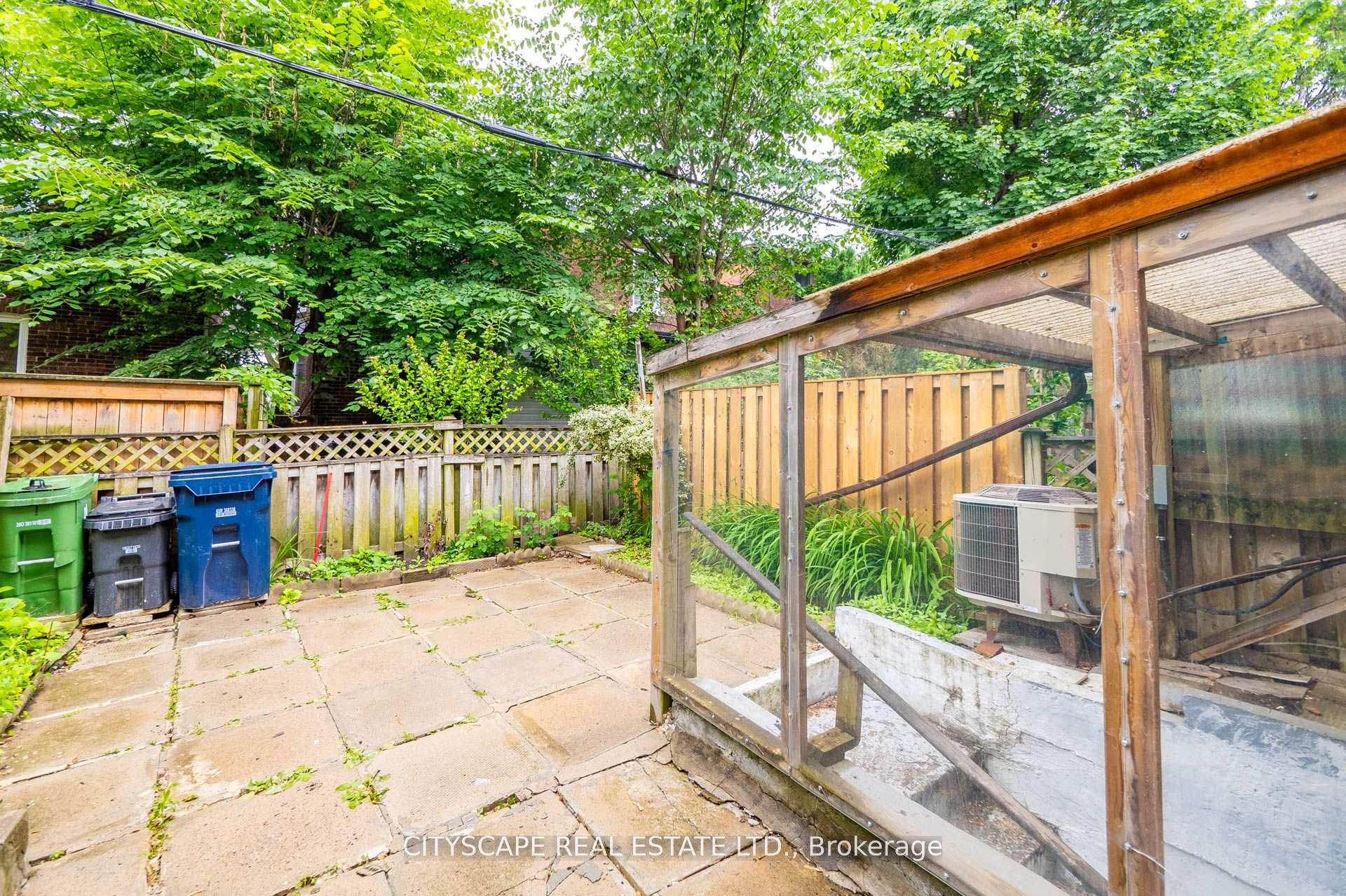 Photo 100 of 92 Bellwoods Avenue, Toronto, Trinity-Bellwoods — HOMEH