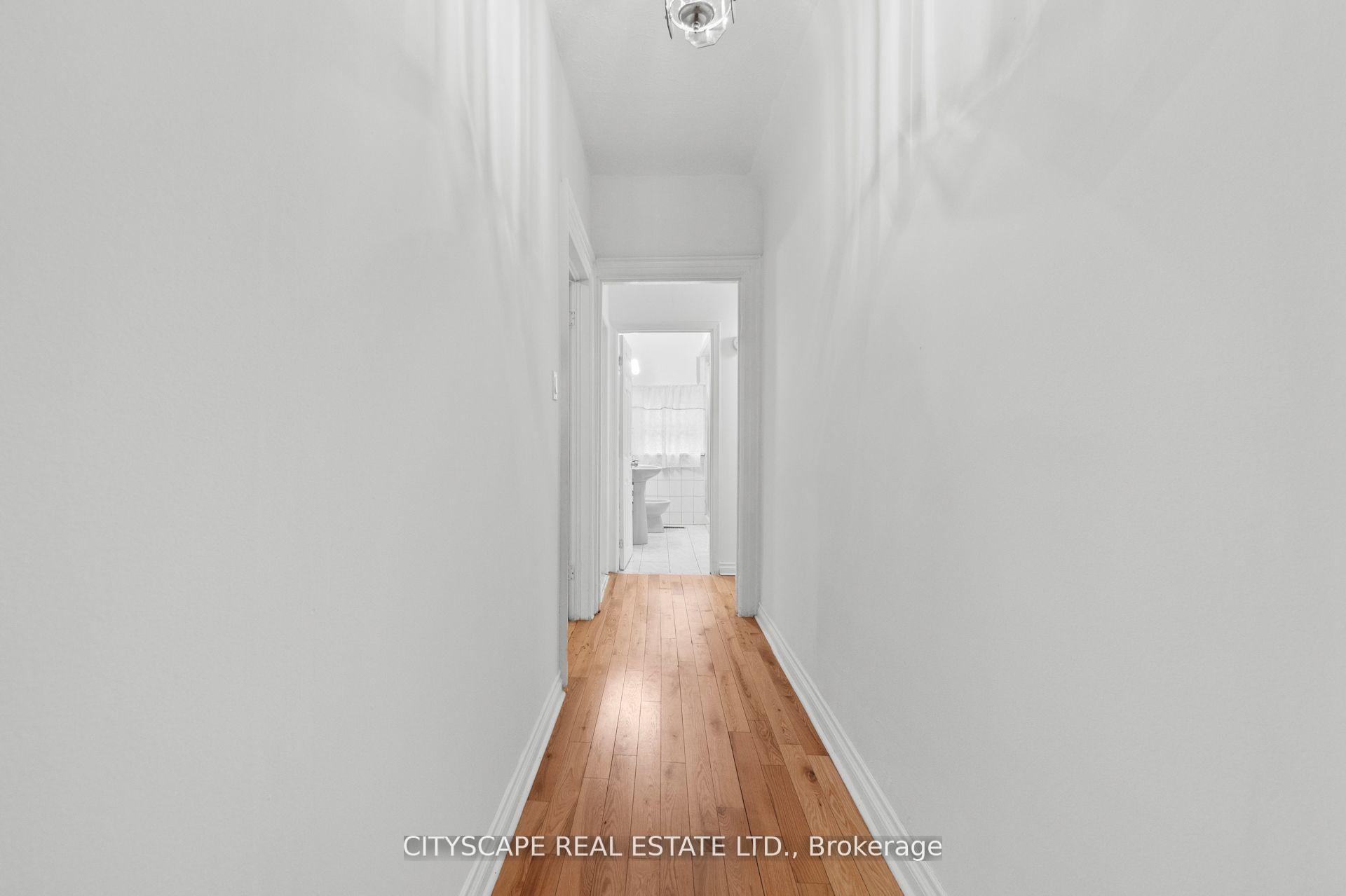 Photo 18 of 92 Bellwoods Avenue, Toronto, Trinity-Bellwoods — HOMEH
