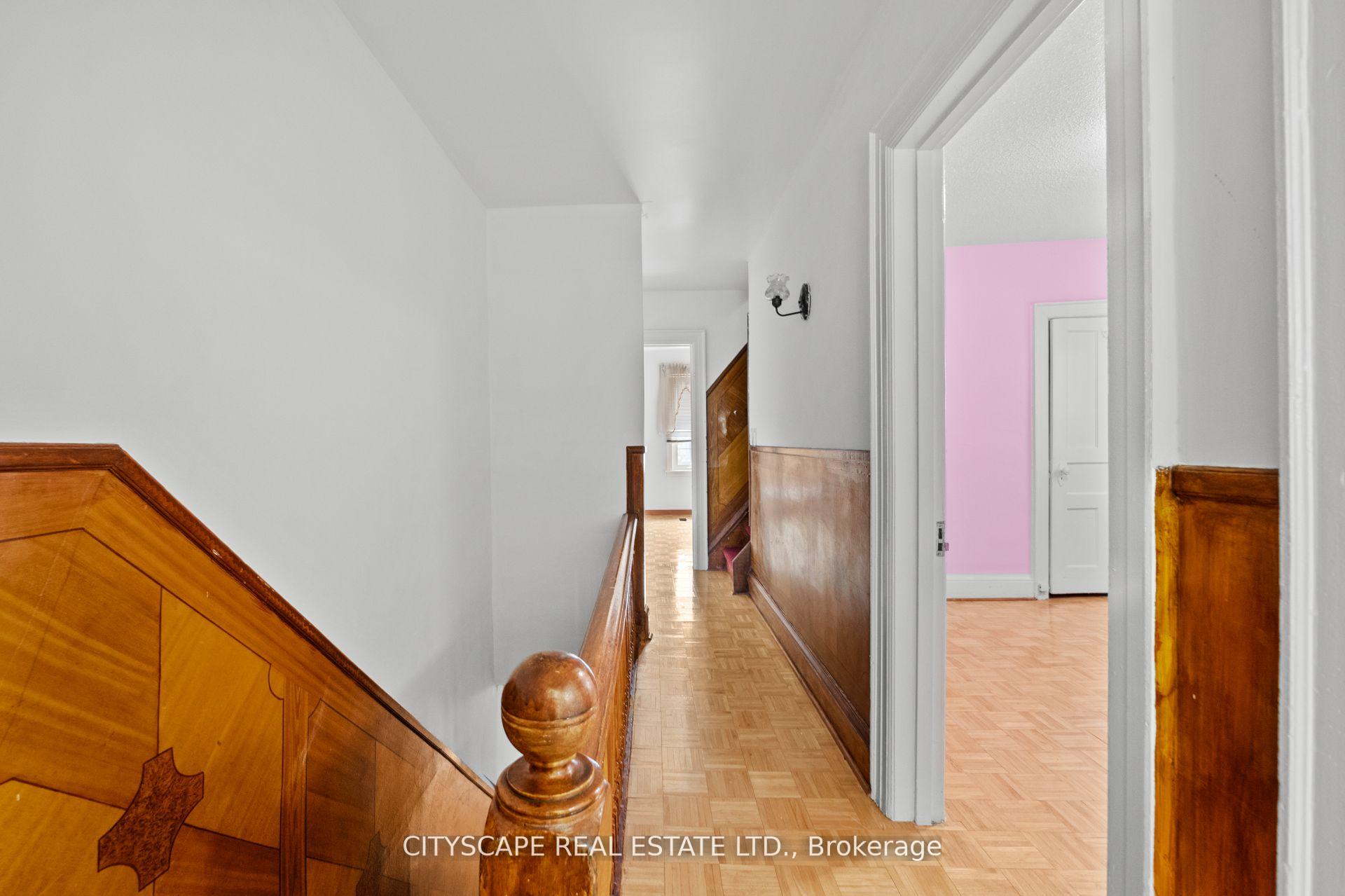 Photo 42 of 92 Bellwoods Avenue, Toronto, Trinity-Bellwoods — HOMEH