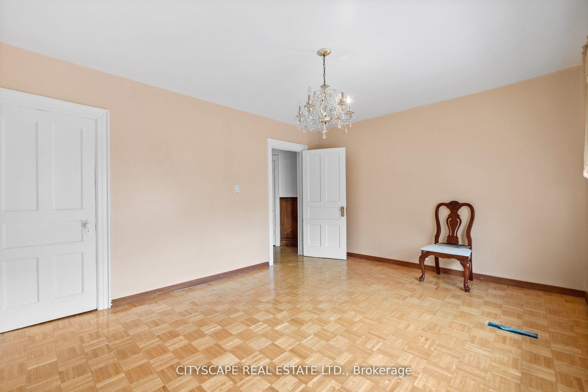 Photo 53 of 92 Bellwoods Avenue, Toronto, Trinity-Bellwoods — HOMEH