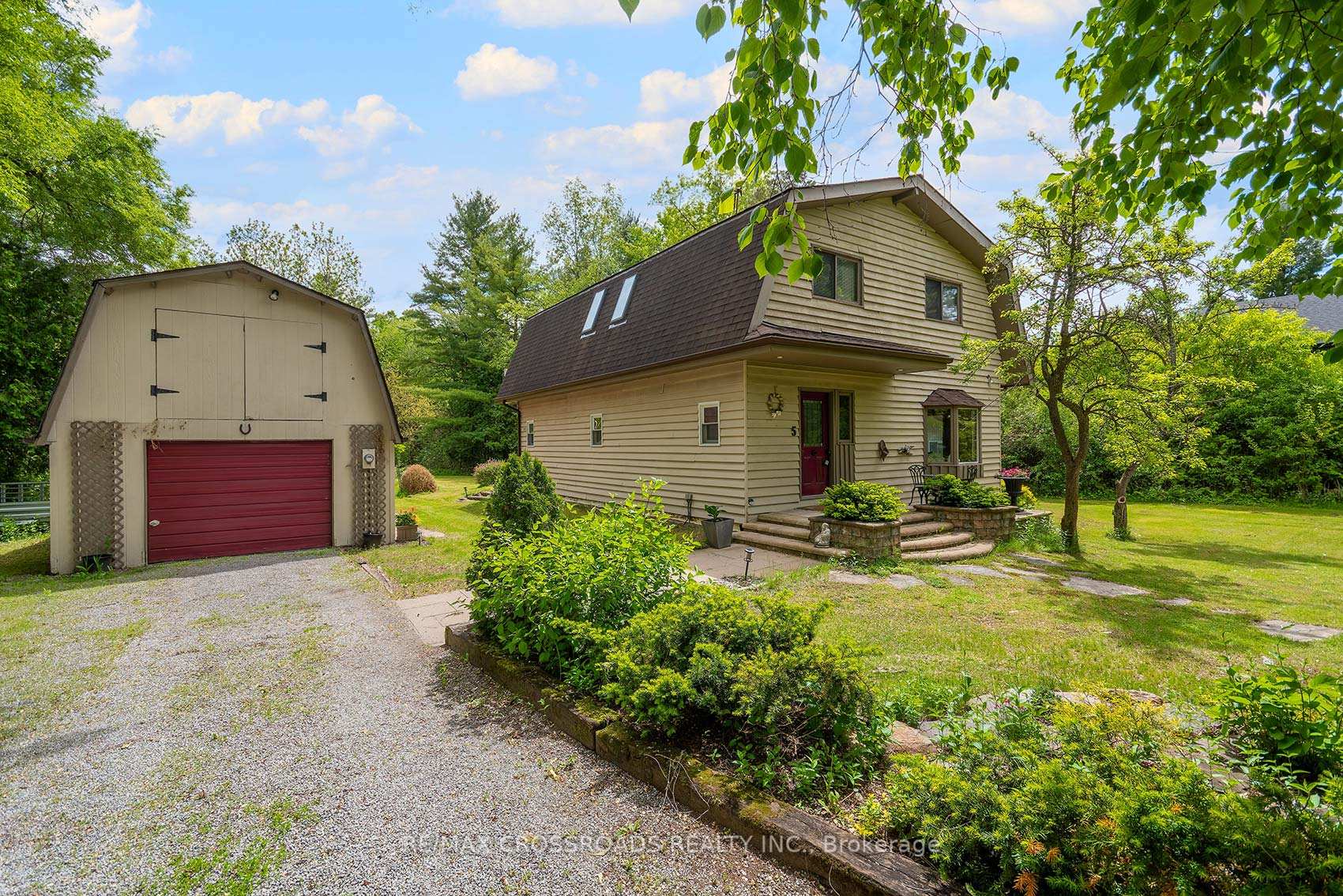 Photo 1 of 5 Shepherd Road, Whitby, Rural Whitby — HOMEH