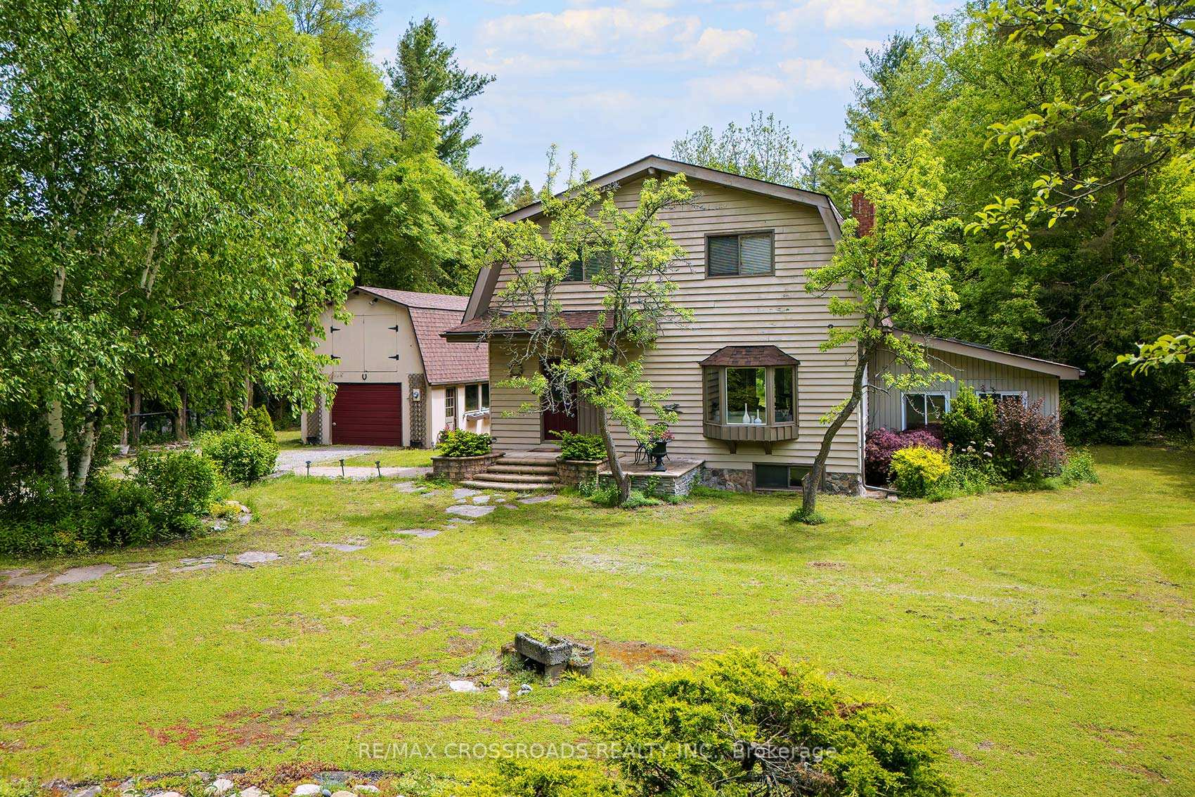Photo 4 of 5 Shepherd Road, Whitby, Rural Whitby — HOMEH