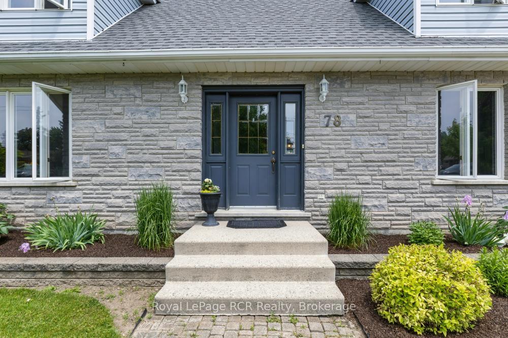 Photo 3 of 78 Mill Street E, Perth East, Milverton — HOMEH