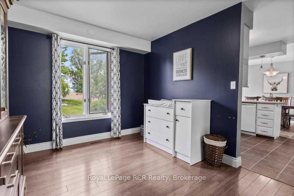 Photo 22 of 78 Mill Street E, Perth East, Milverton — HOMEH