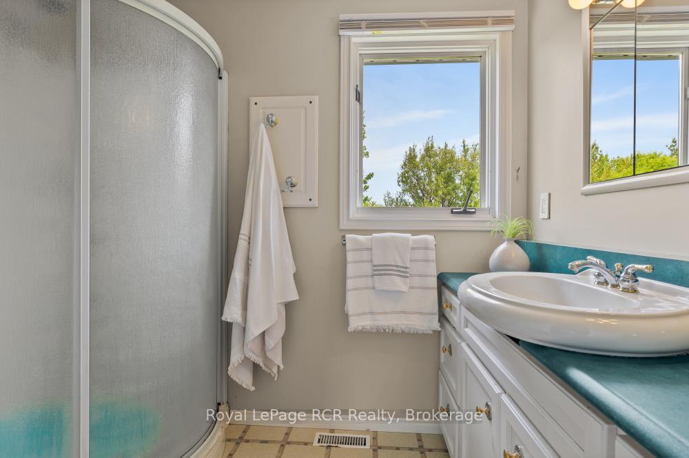Photo 13 of 78 Mill Street E, Perth East, Milverton — HOMEH