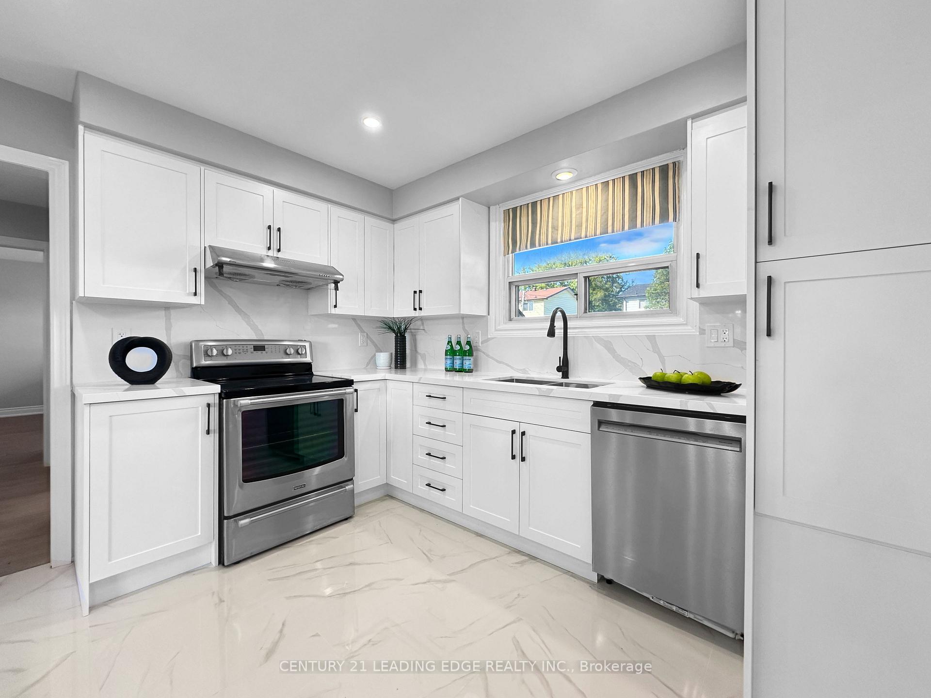 Photo 11 of 1363 Park Road S, Oshawa, Lakeview — HOMEH