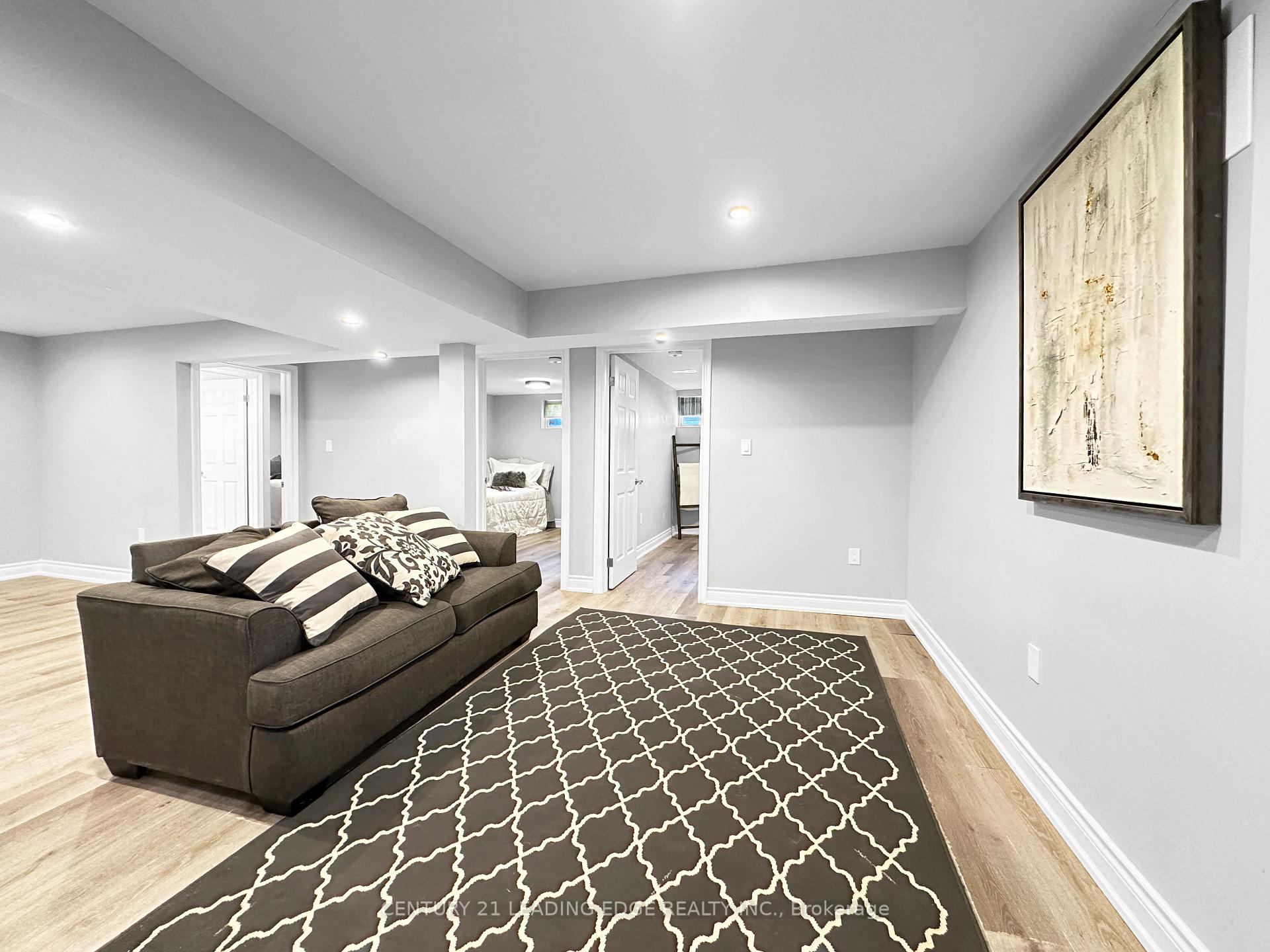 Photo 14 of 1363 Park Road S, Oshawa, Lakeview — HOMEH