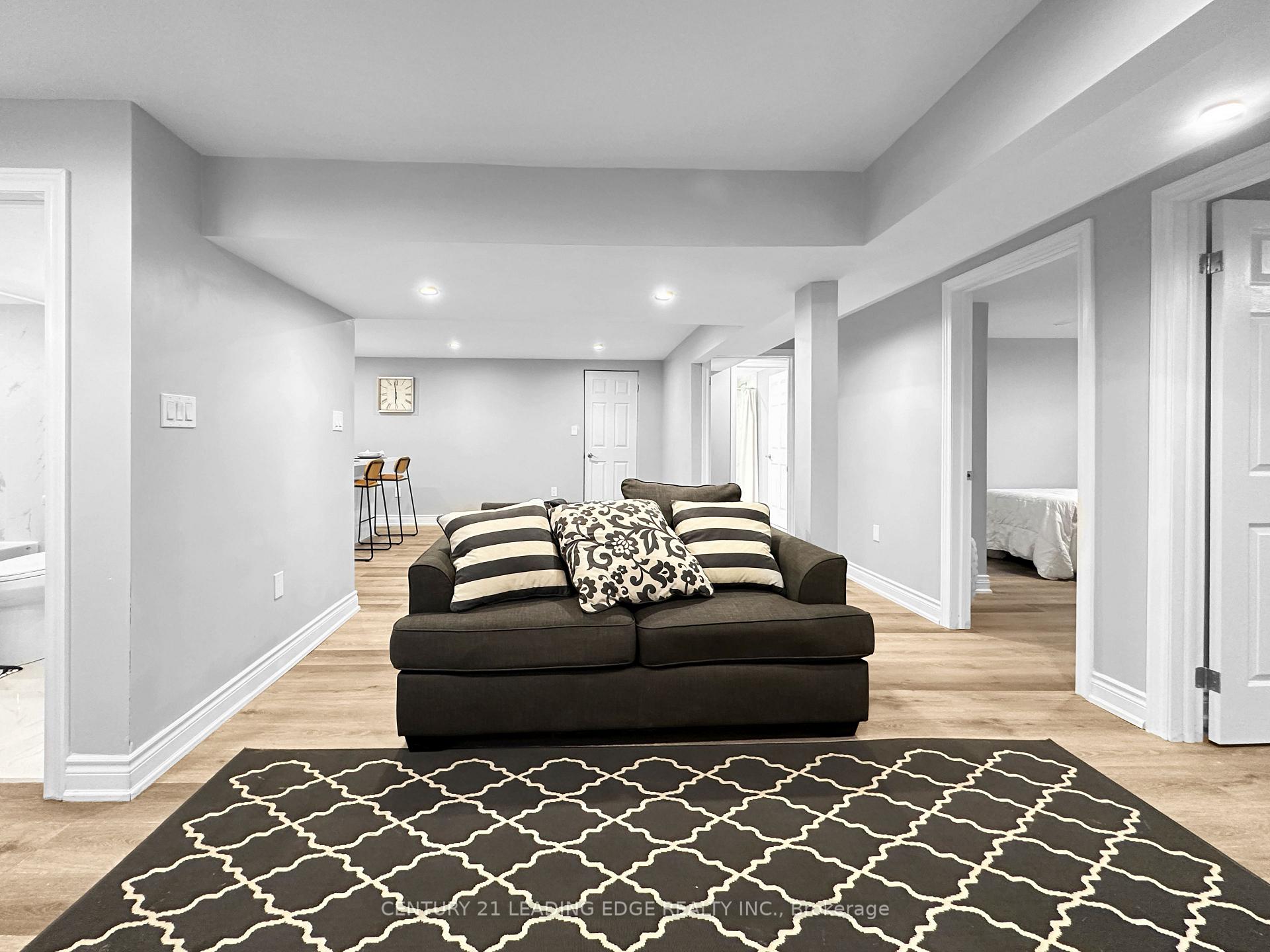 Photo 15 of 1363 Park Road S, Oshawa, Lakeview — HOMEH