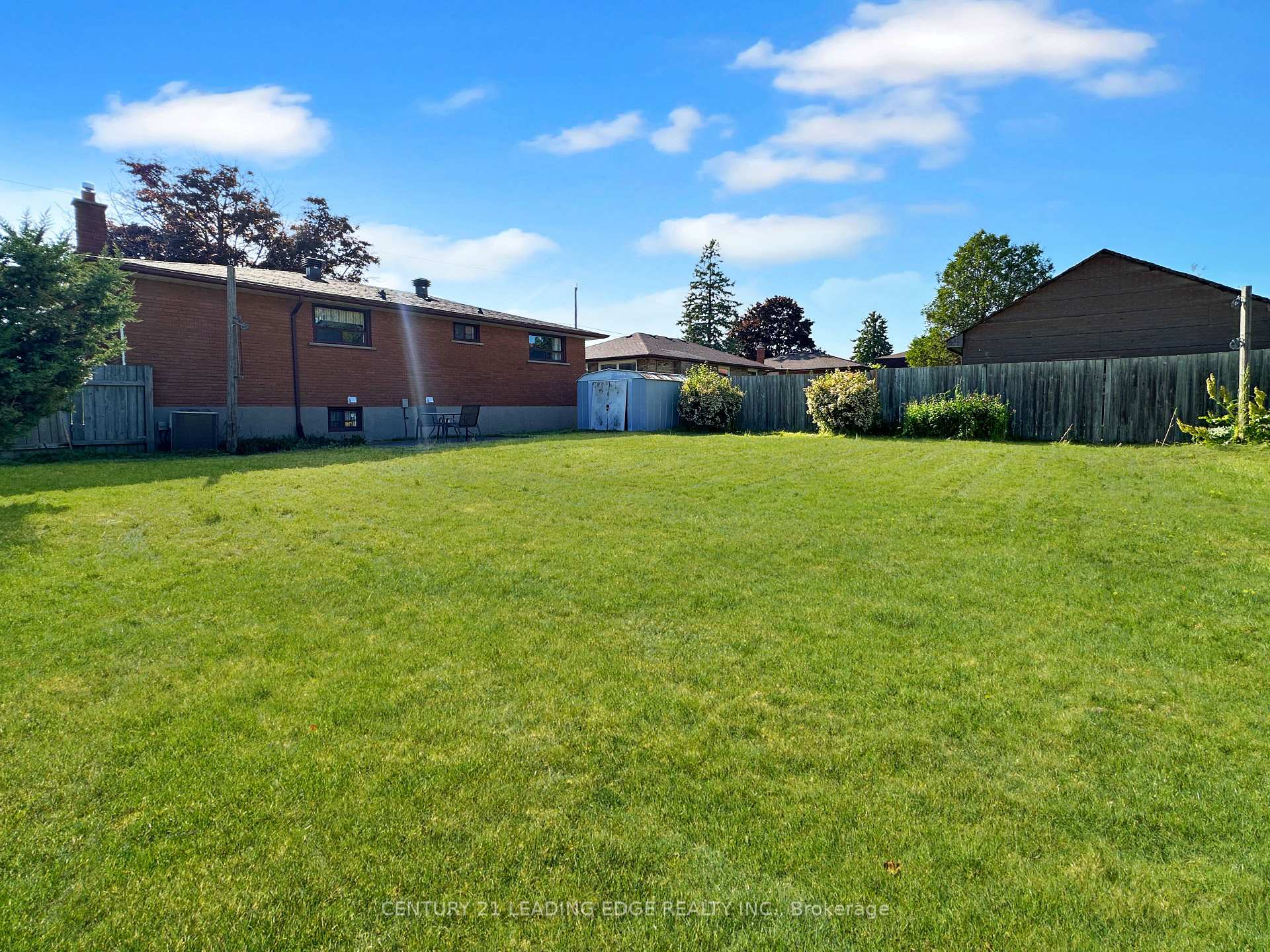 Photo 25 of 1363 Park Road S, Oshawa, Lakeview — HOMEH