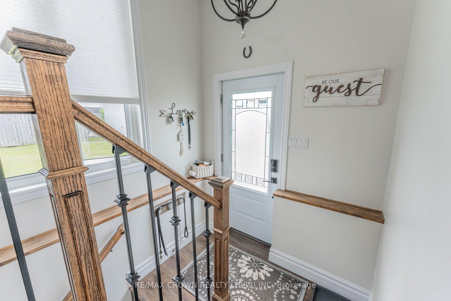 Photo 4 of 11 Lemarier Street, Kapuskasing — HOMEH