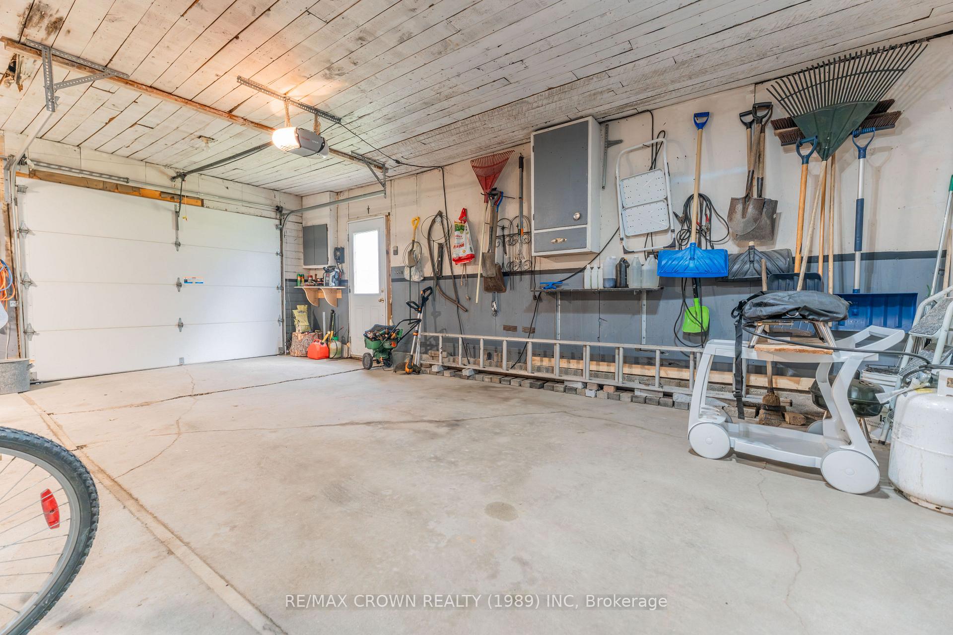 Photo 35 of 11 Lemarier Street, Kapuskasing — HOMEH