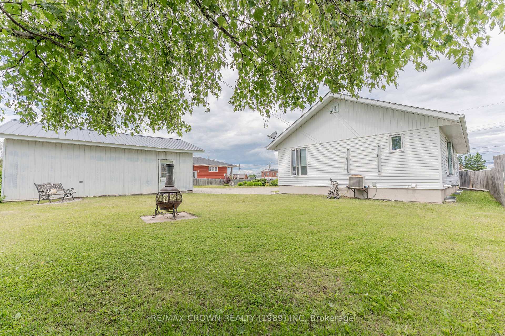 Photo 26 of 11 Lemarier Street, Kapuskasing — HOMEH