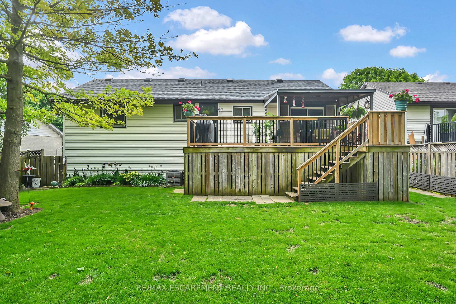 Photo 13 of 229 Williamson Drive, Haldimand — HOMEH