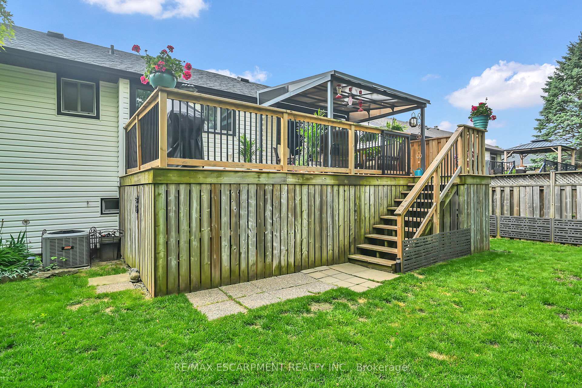 Photo 14 of 229 Williamson Drive, Haldimand — HOMEH