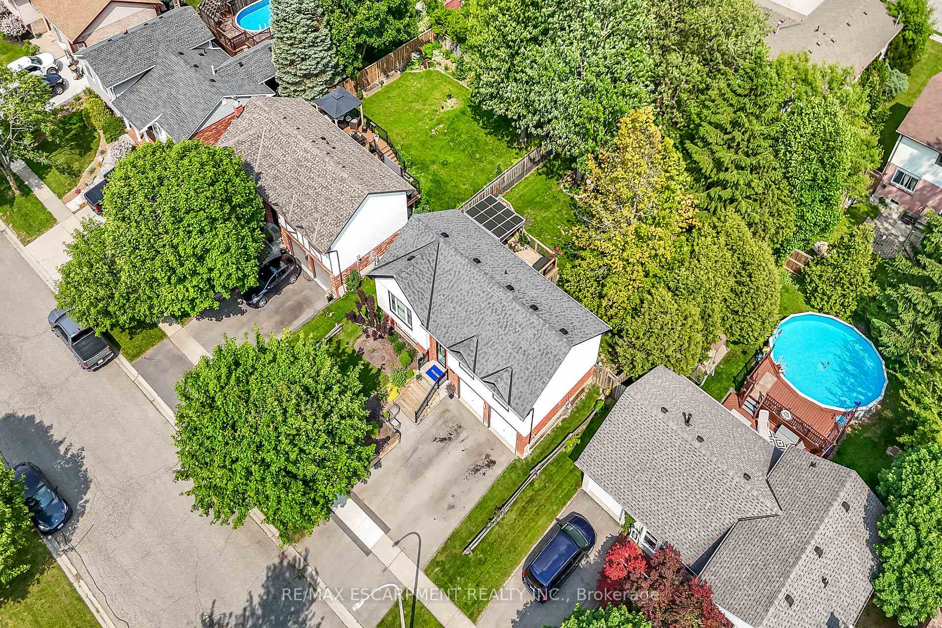 Photo 18 of 229 Williamson Drive, Haldimand — HOMEH
